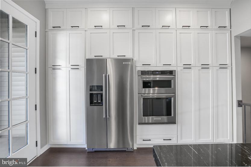 METRO WALK AT MOOREFIELD STATION - Residential Lease