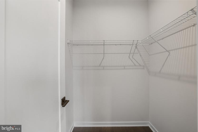 METRO WALK AT MOOREFIELD STATION - Residential Lease