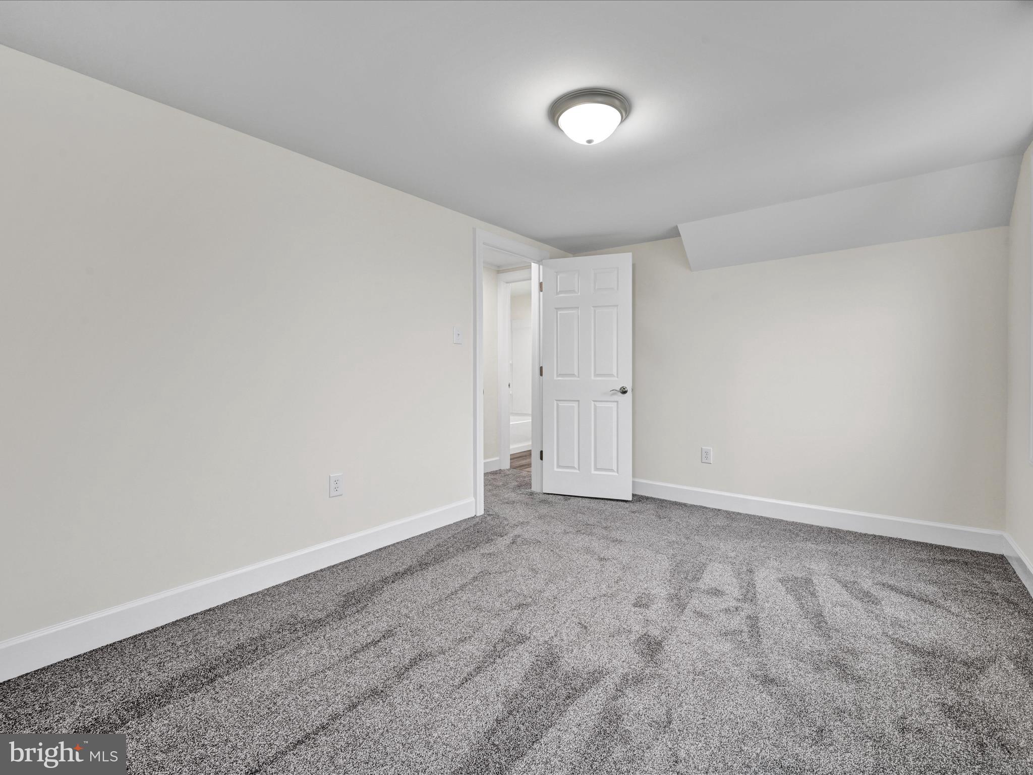 PINE GROVE - Residential