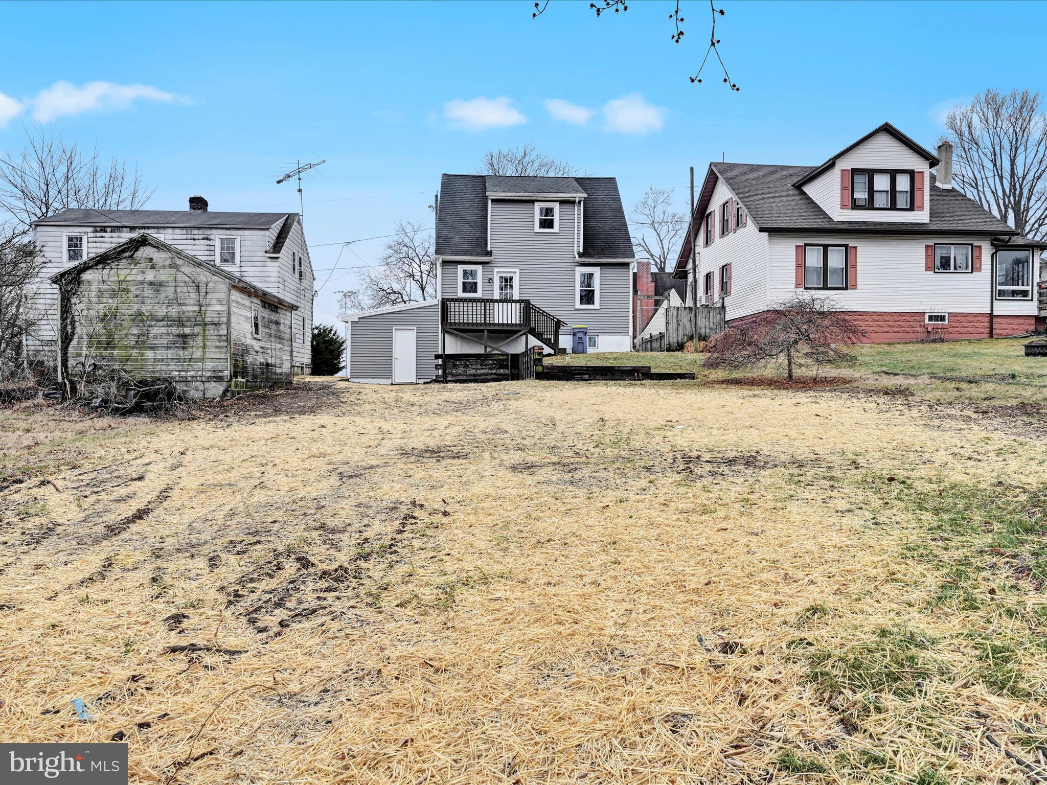 PINE GROVE - Residential