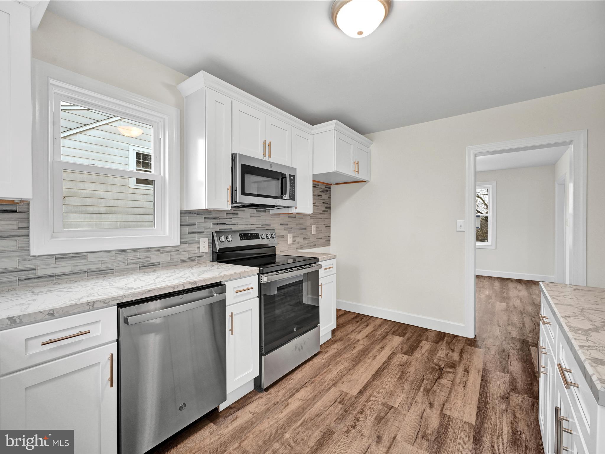 PINE GROVE - Residential