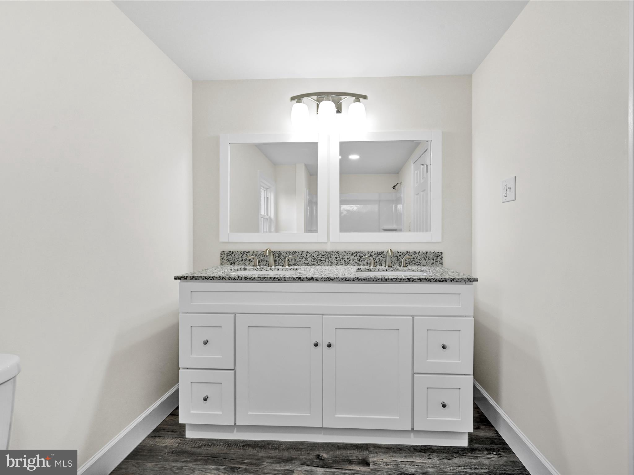 PINE GROVE - Residential