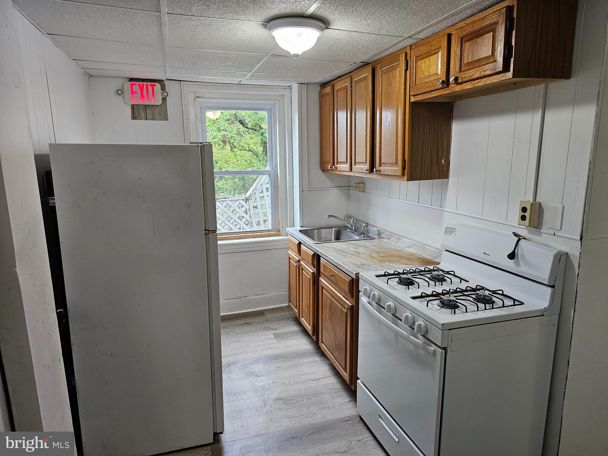 YORKSHIRE - Residential Lease