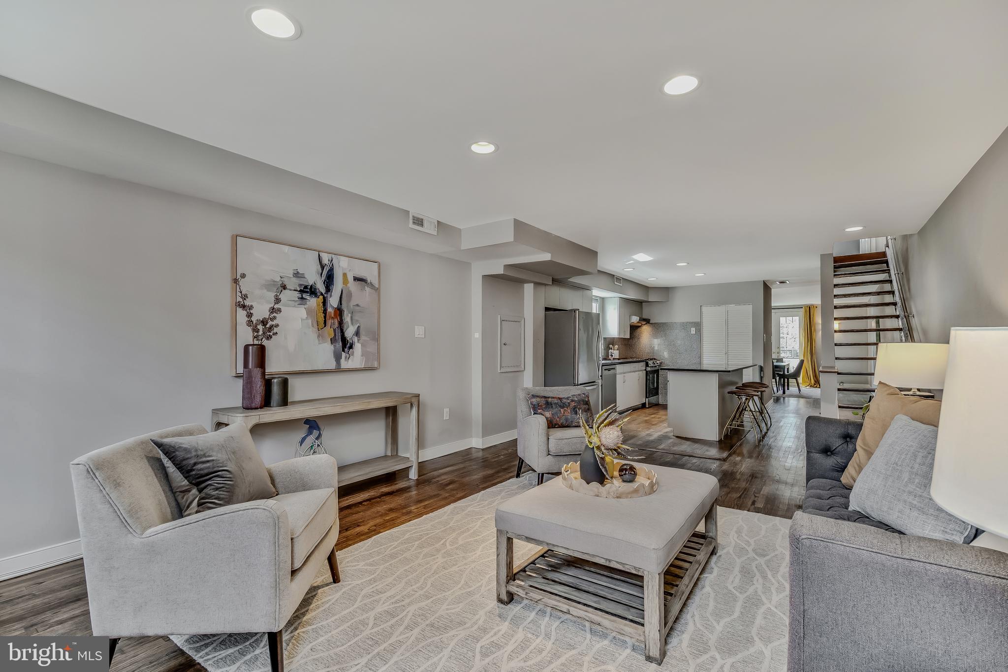 SPRING GARDEN - Residential