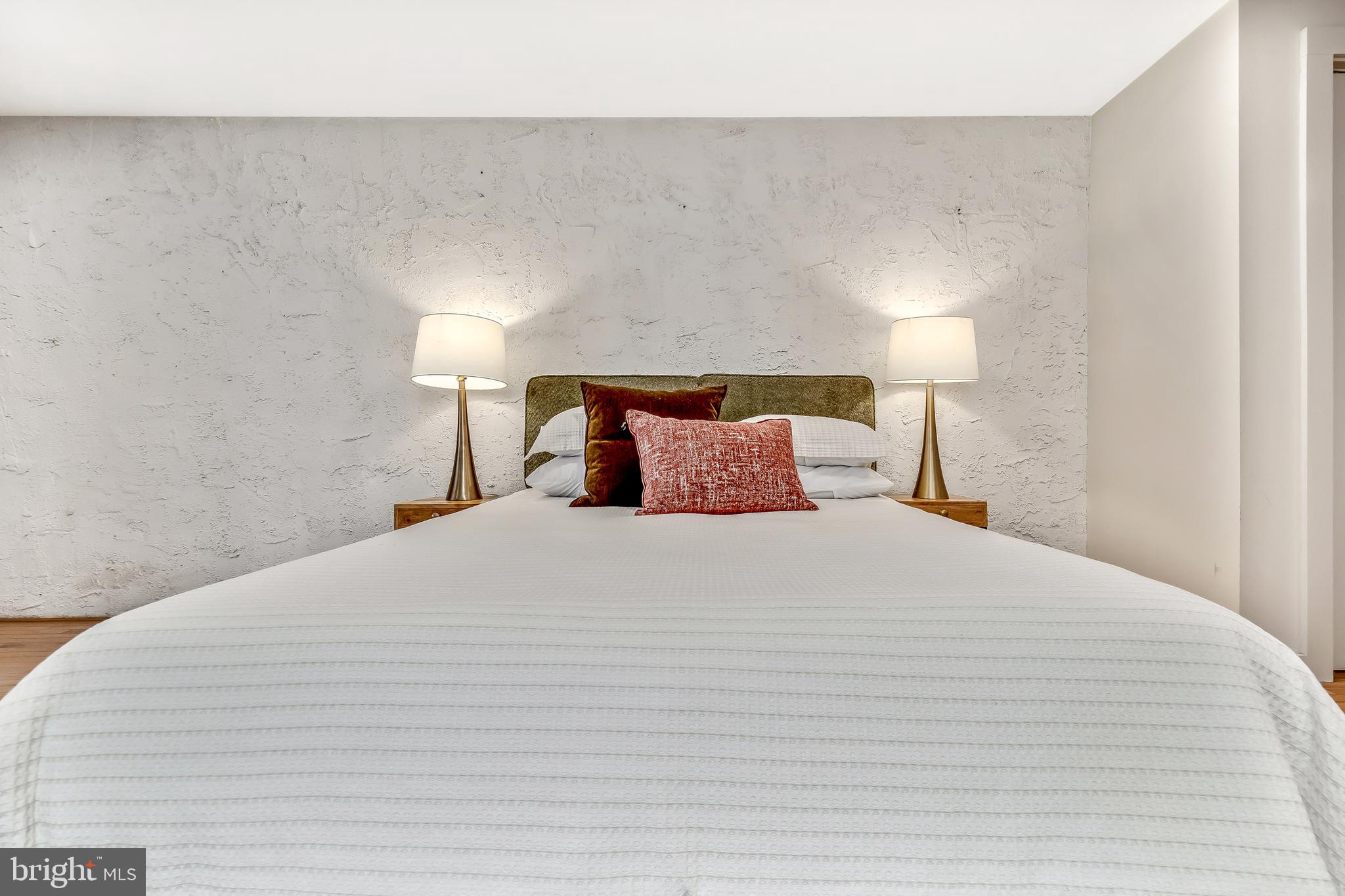 SPRING GARDEN - Residential