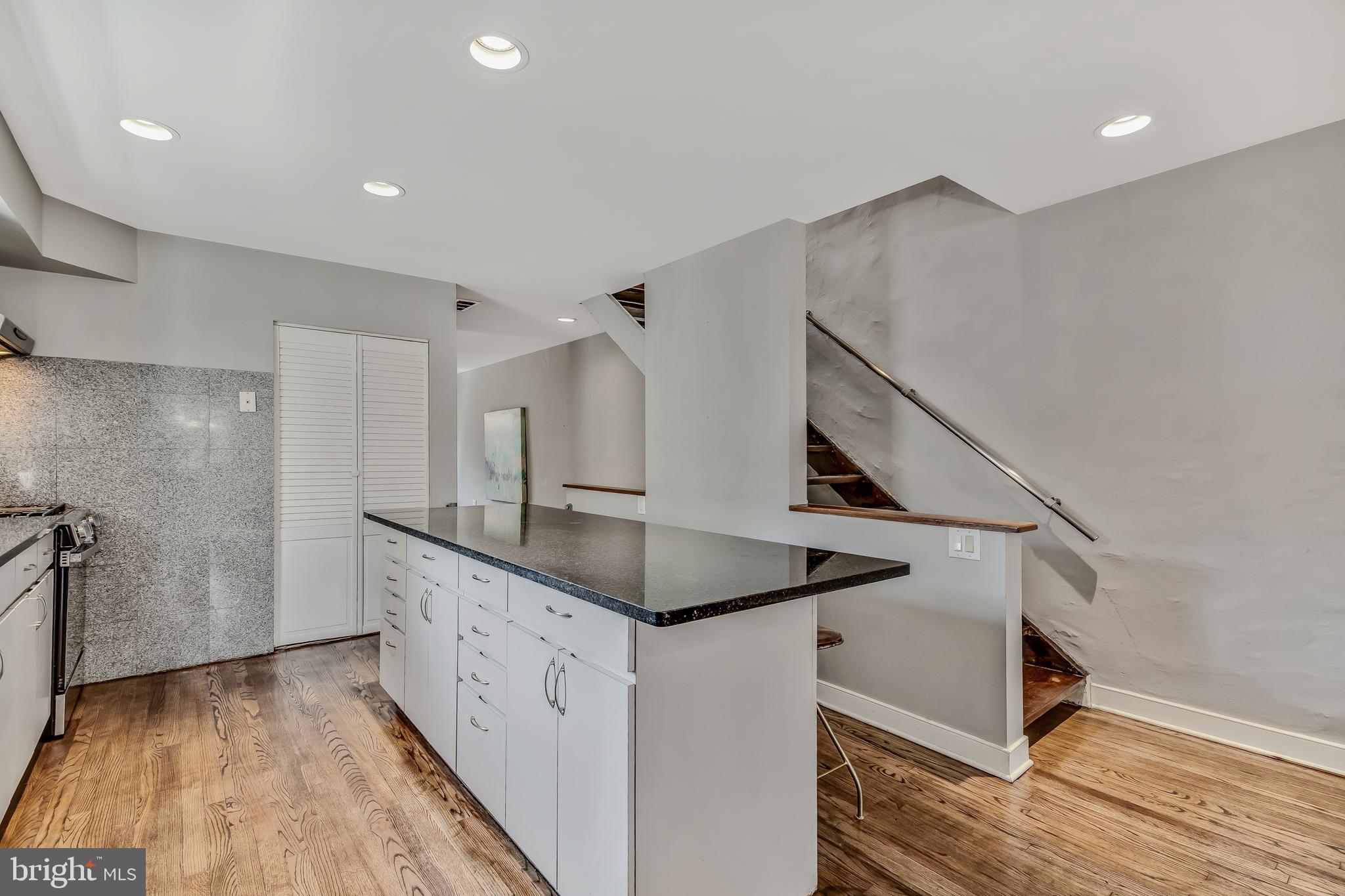 SPRING GARDEN - Residential