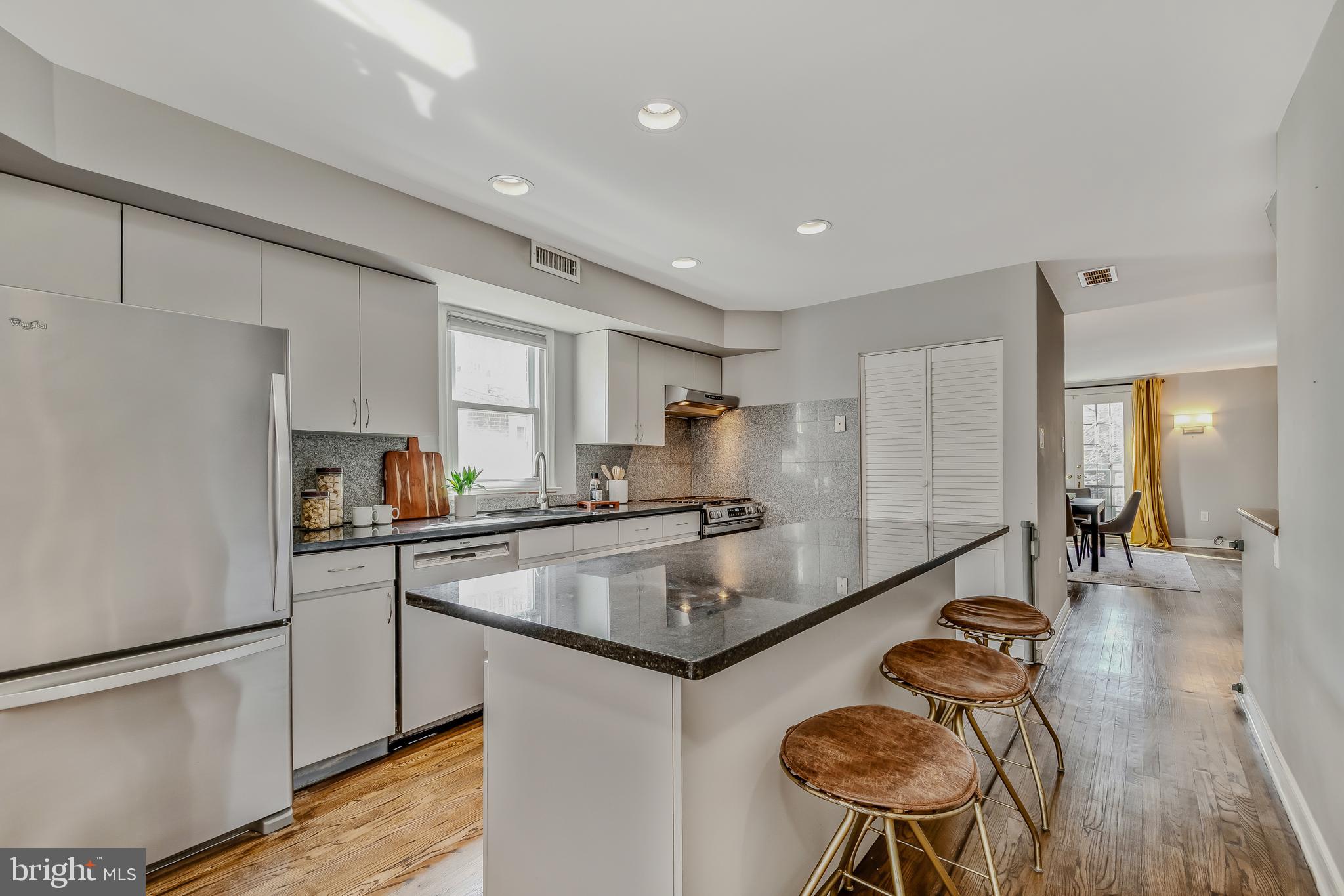 SPRING GARDEN - Residential