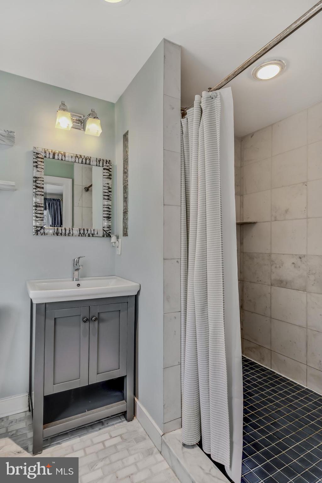 SPRING GARDEN - Residential