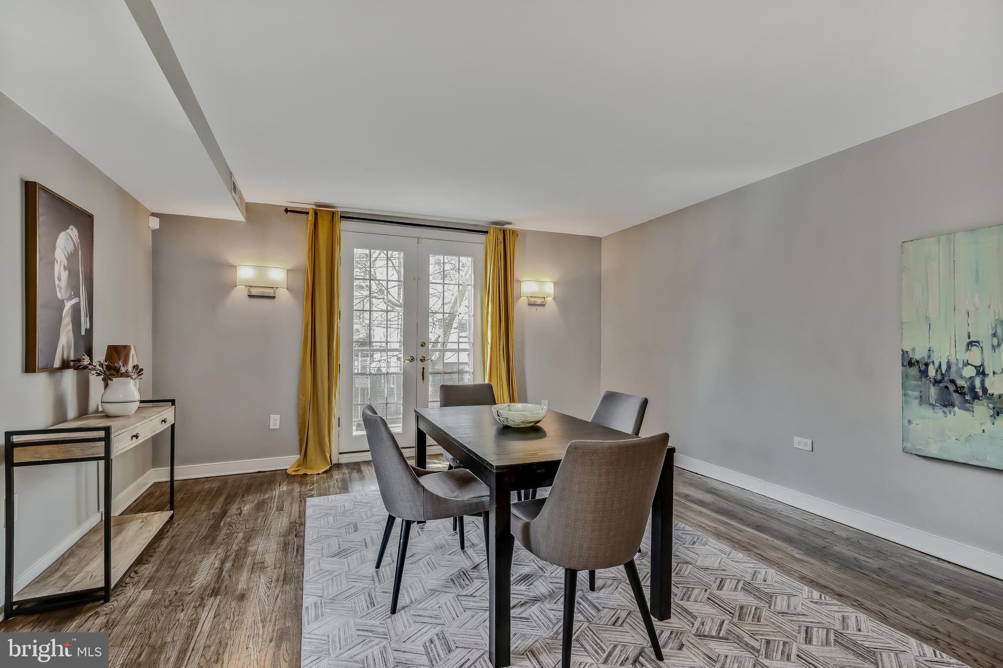 SPRING GARDEN - Residential