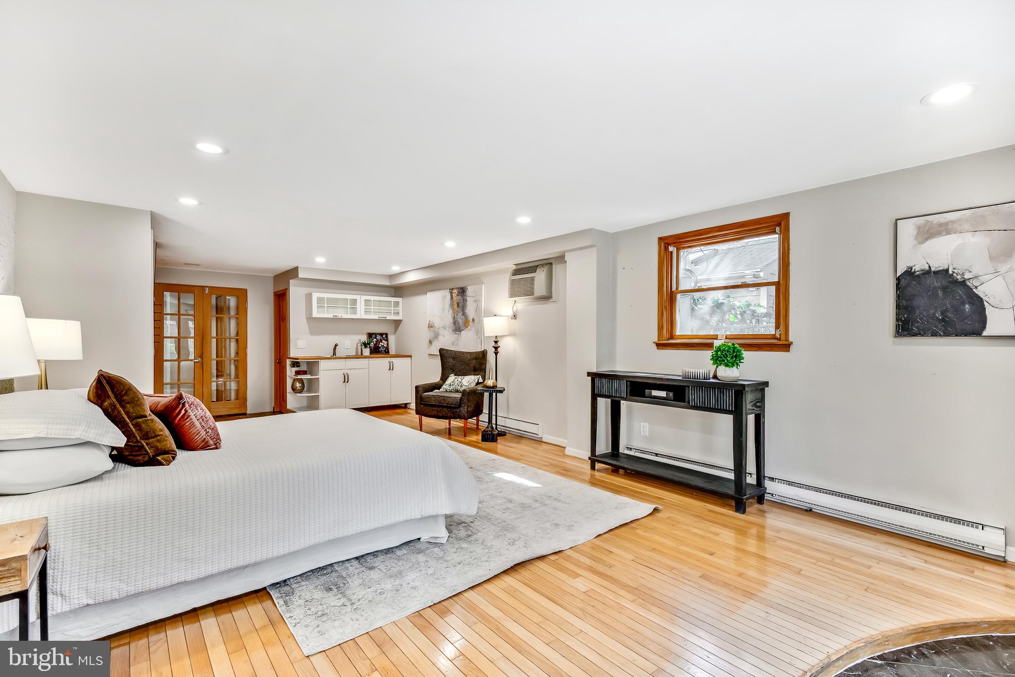 SPRING GARDEN - Residential