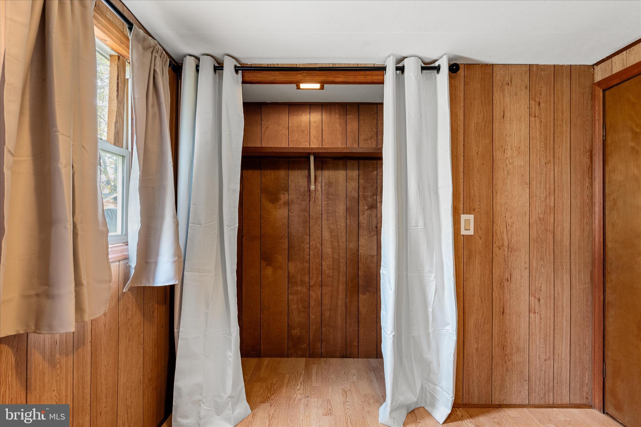 FOX GLEN - Residential