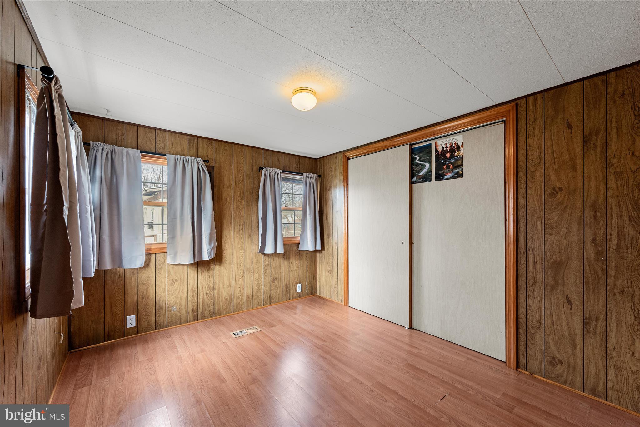 FOX GLEN - Residential