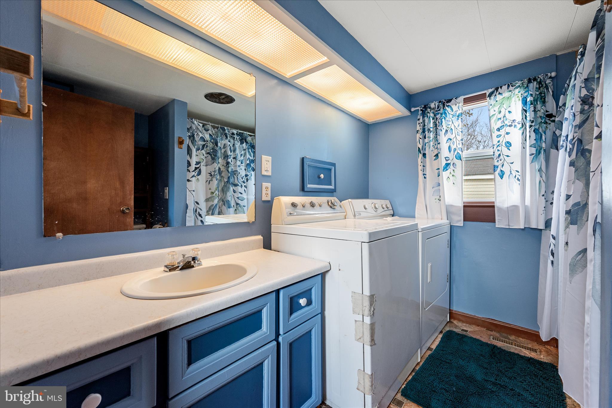 FOX GLEN - Residential