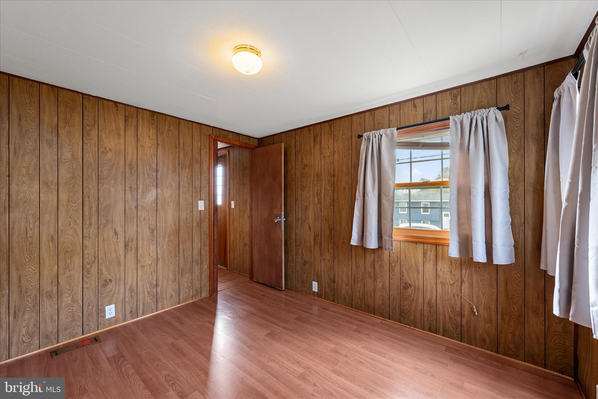 FOX GLEN - Residential