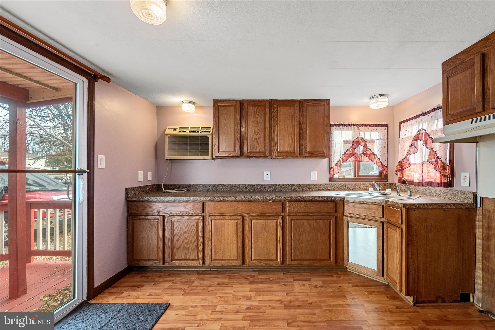 FOX GLEN - Residential