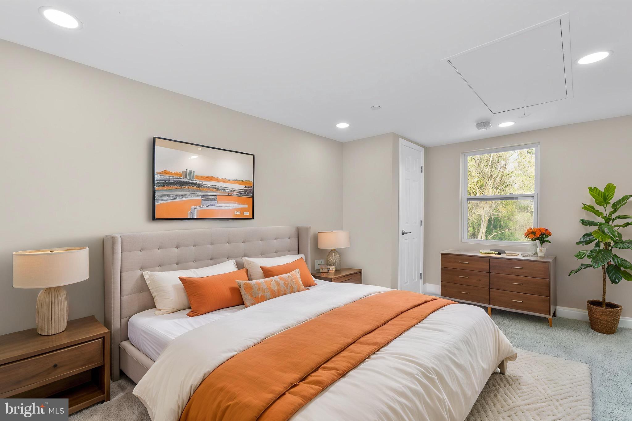 DOWNTOWN - Residential