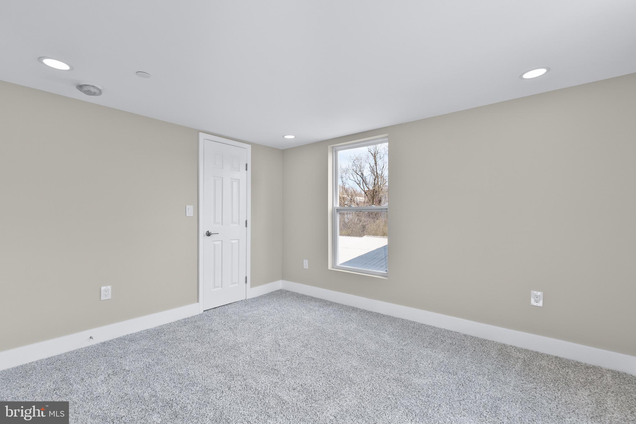 DOWNTOWN - Residential