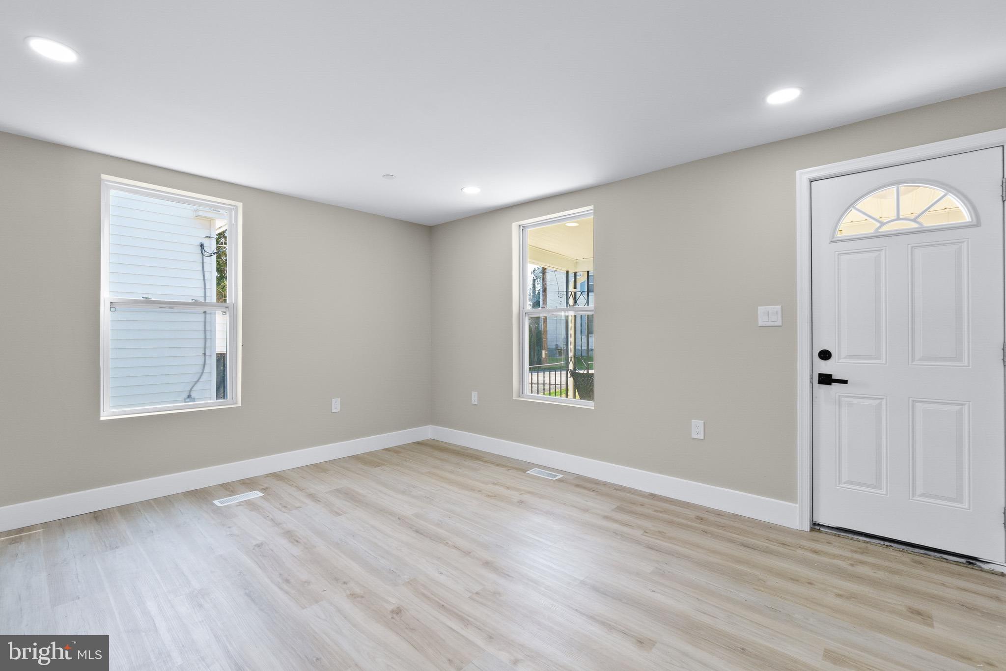 DOWNTOWN - Residential