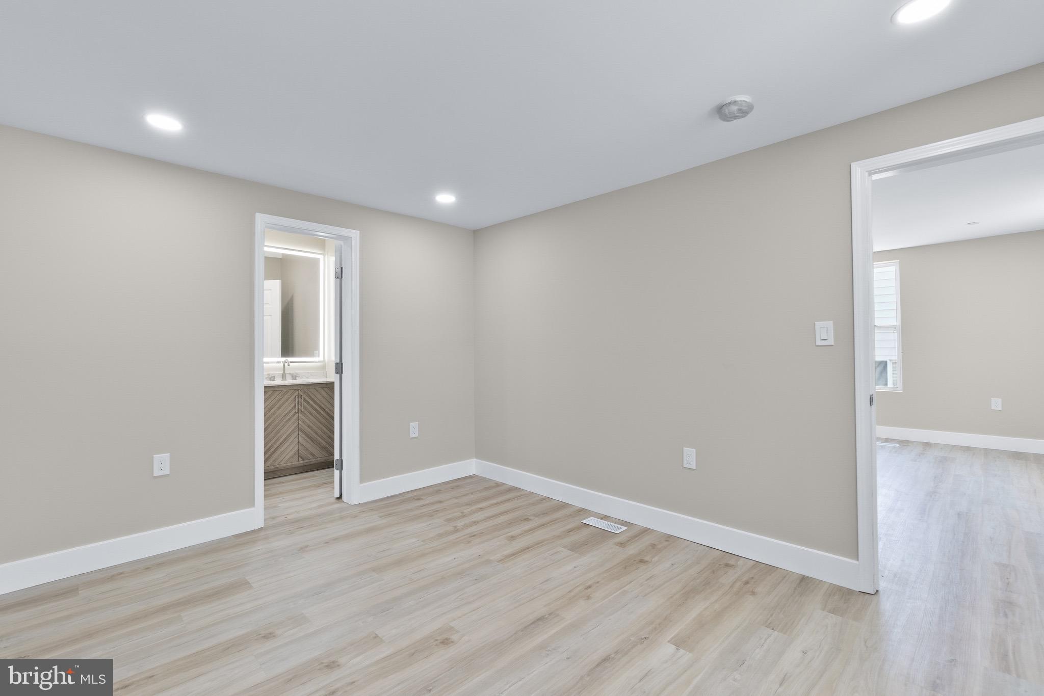 DOWNTOWN - Residential