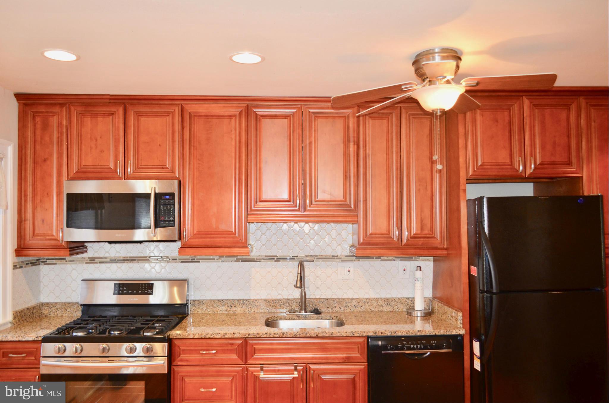 GREATER HOMELAND HISTORIC DISTRICT - Residential