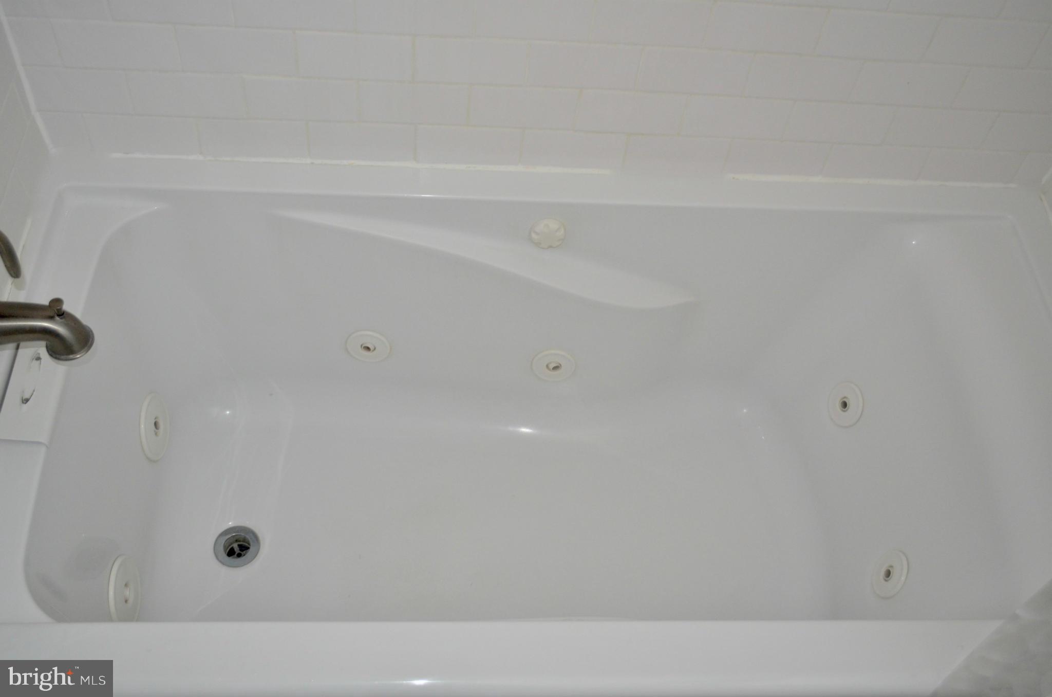 GREATER HOMELAND HISTORIC DISTRICT - Residential