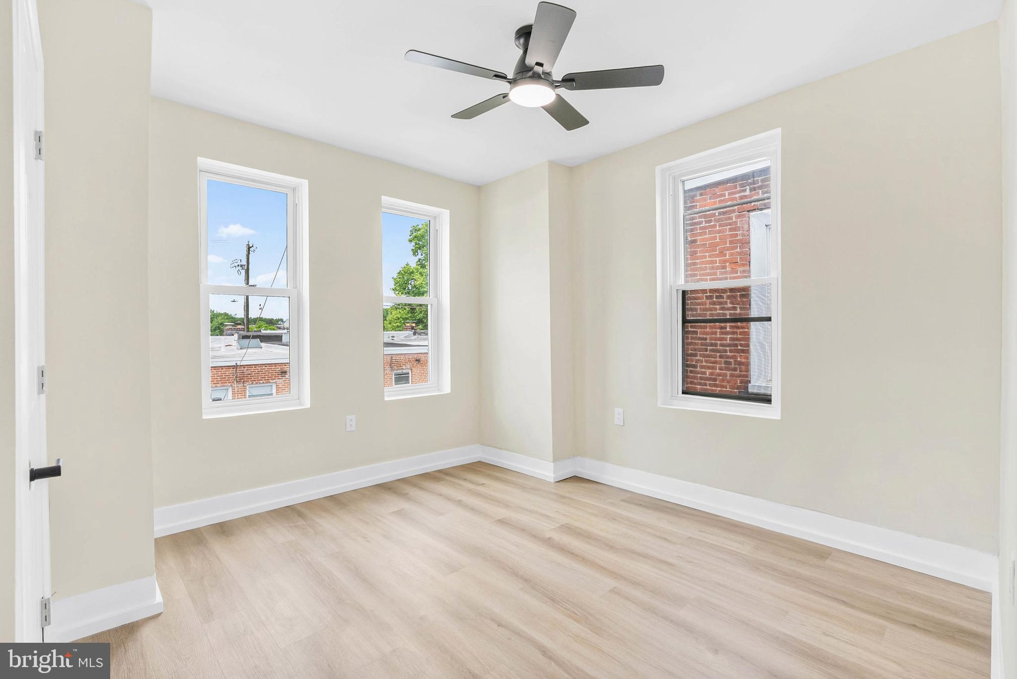 OXFORD CIRCLE - Residential Lease