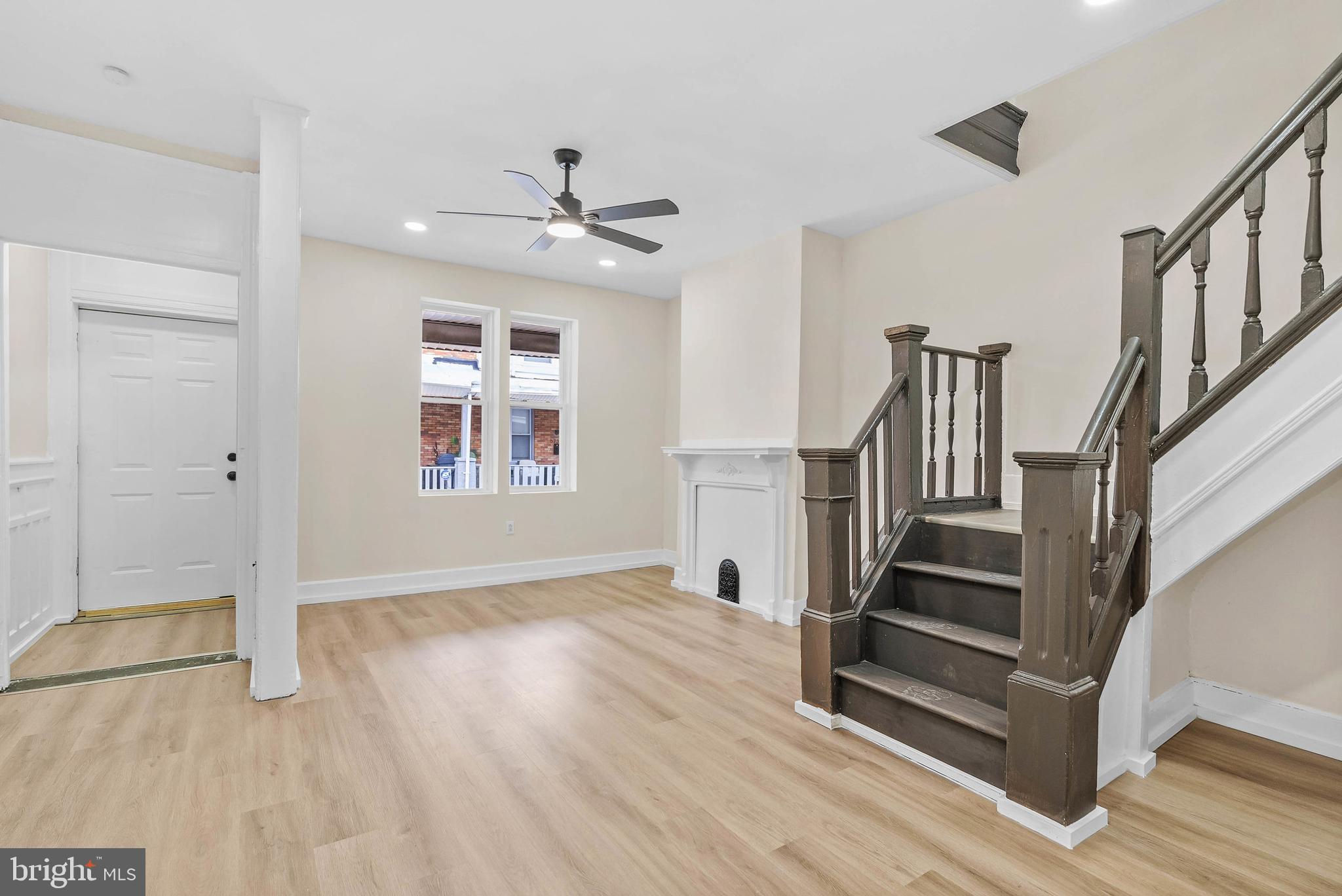 OXFORD CIRCLE - Residential Lease