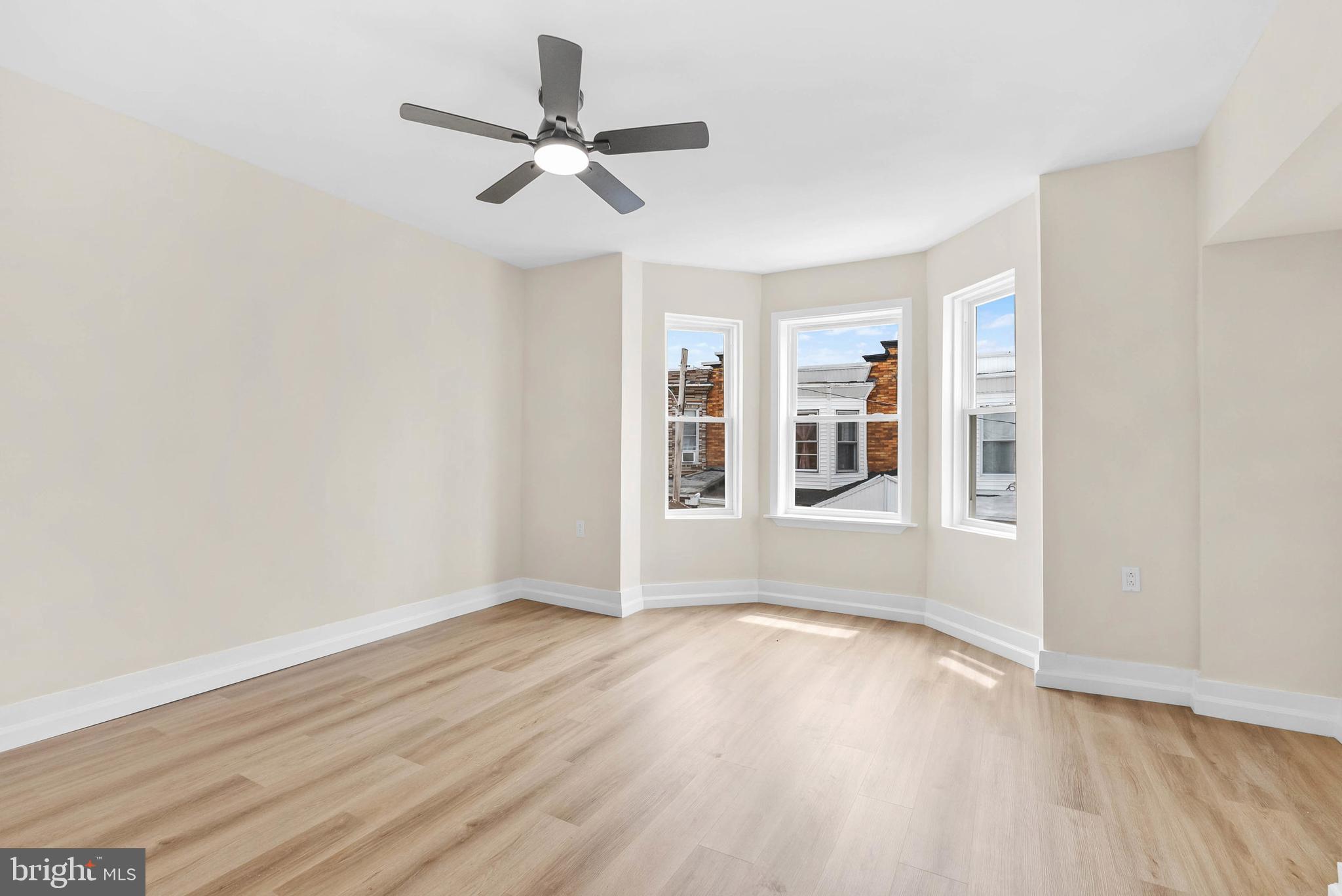 OXFORD CIRCLE - Residential Lease