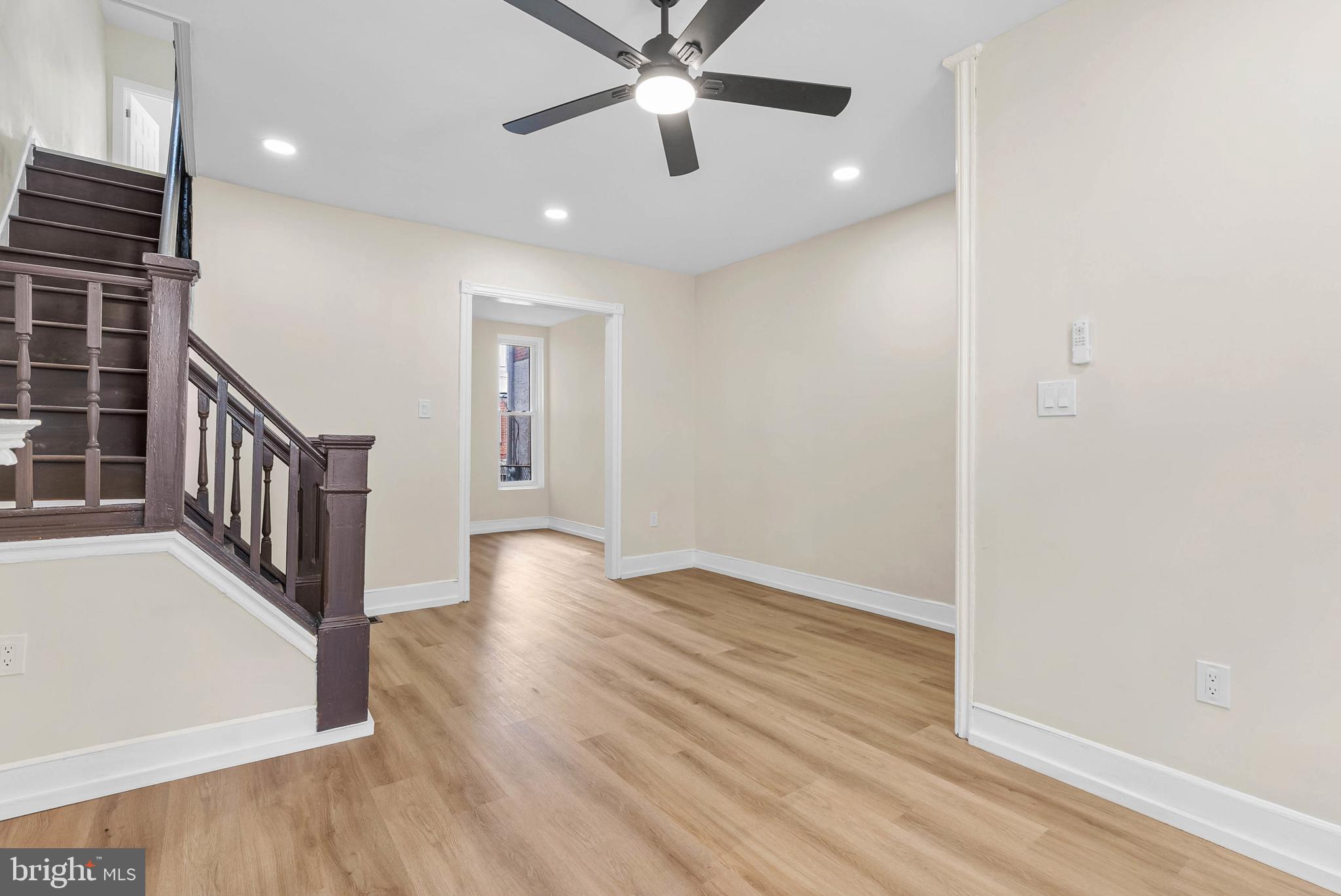 OXFORD CIRCLE - Residential Lease