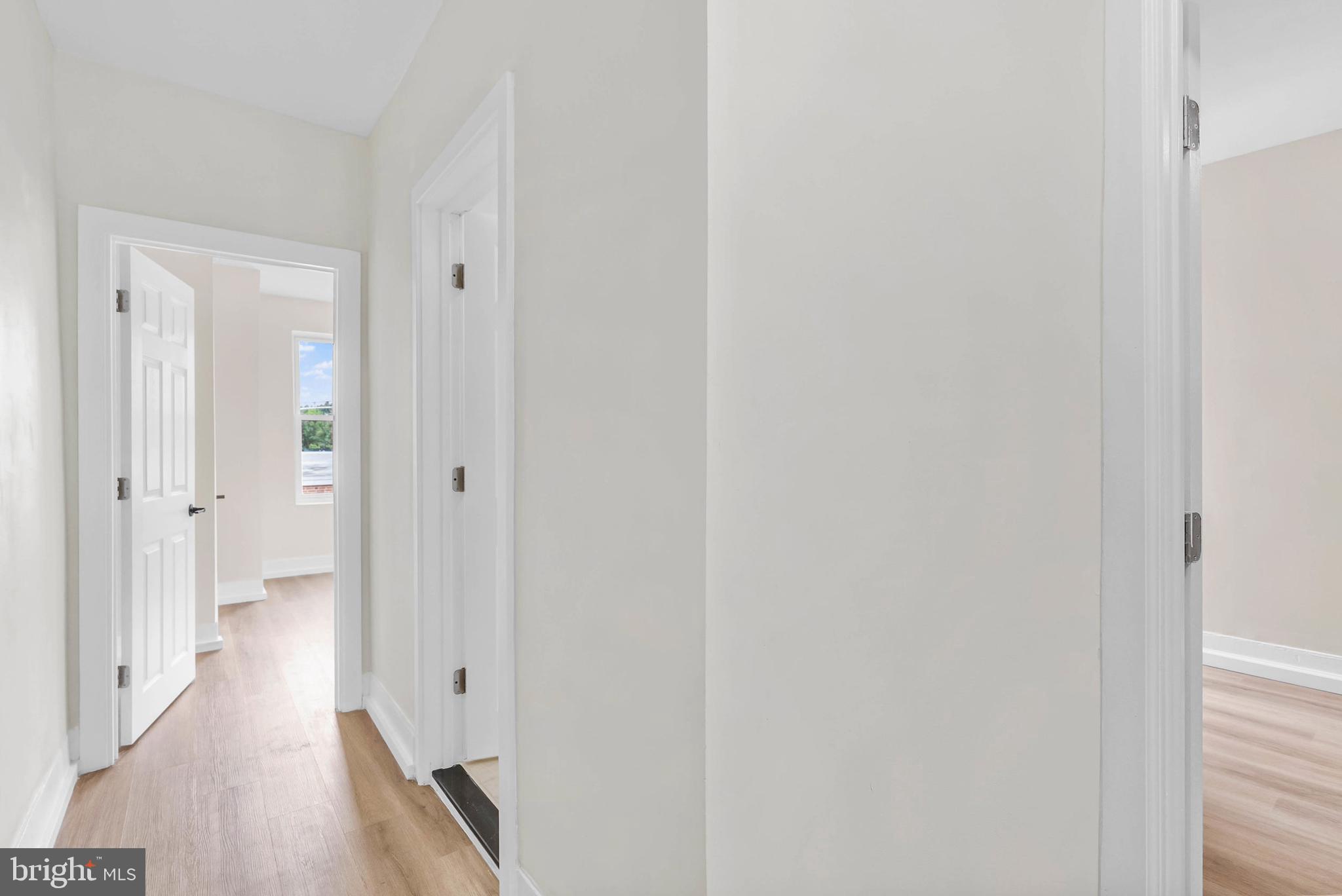 OXFORD CIRCLE - Residential Lease