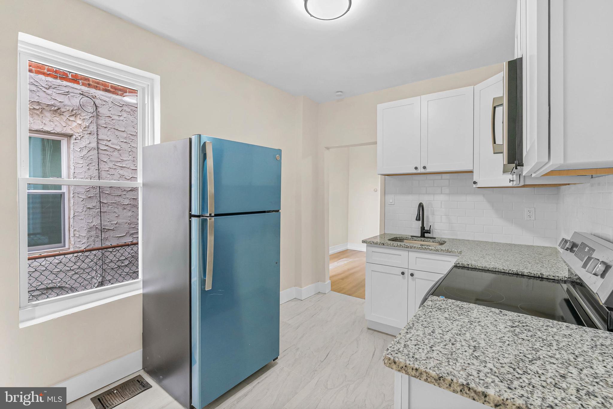 OXFORD CIRCLE - Residential Lease