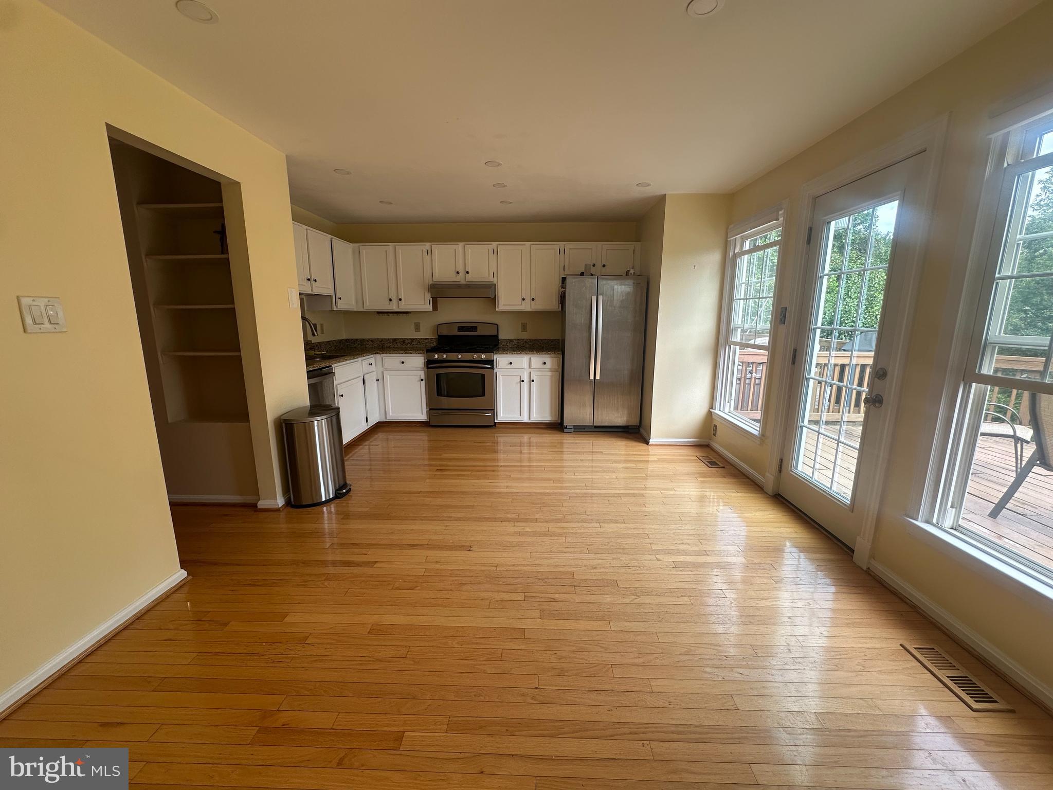 HAYFIELD VIEW - Residential Lease