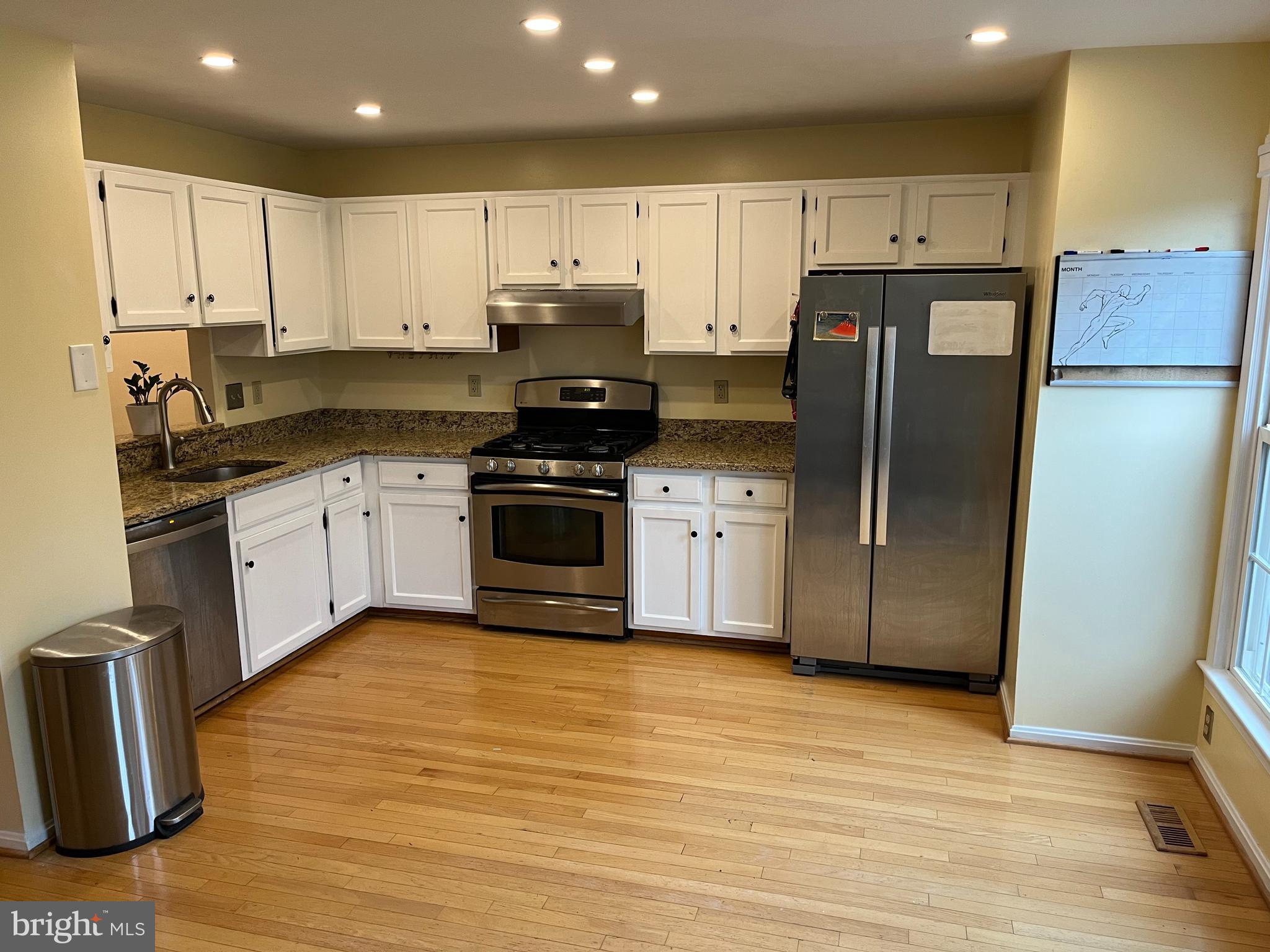 HAYFIELD VIEW - Residential Lease