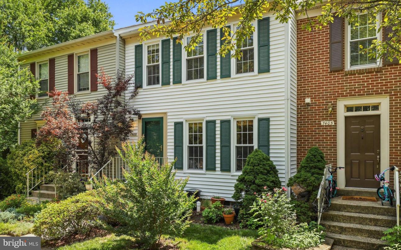 HAYFIELD VIEW - Residential Lease