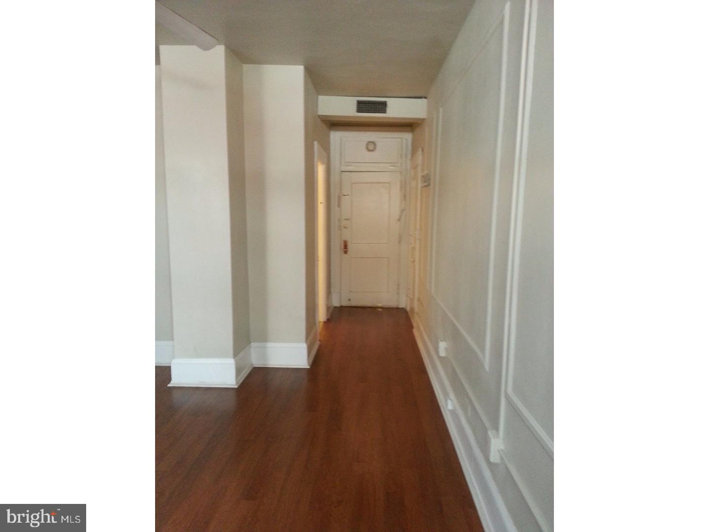 AVENUE OF THE ARTS - Residential Lease