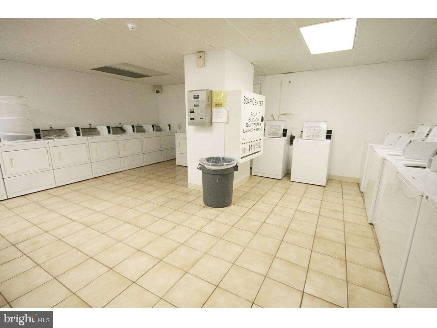 AVENUE OF THE ARTS - Residential Lease