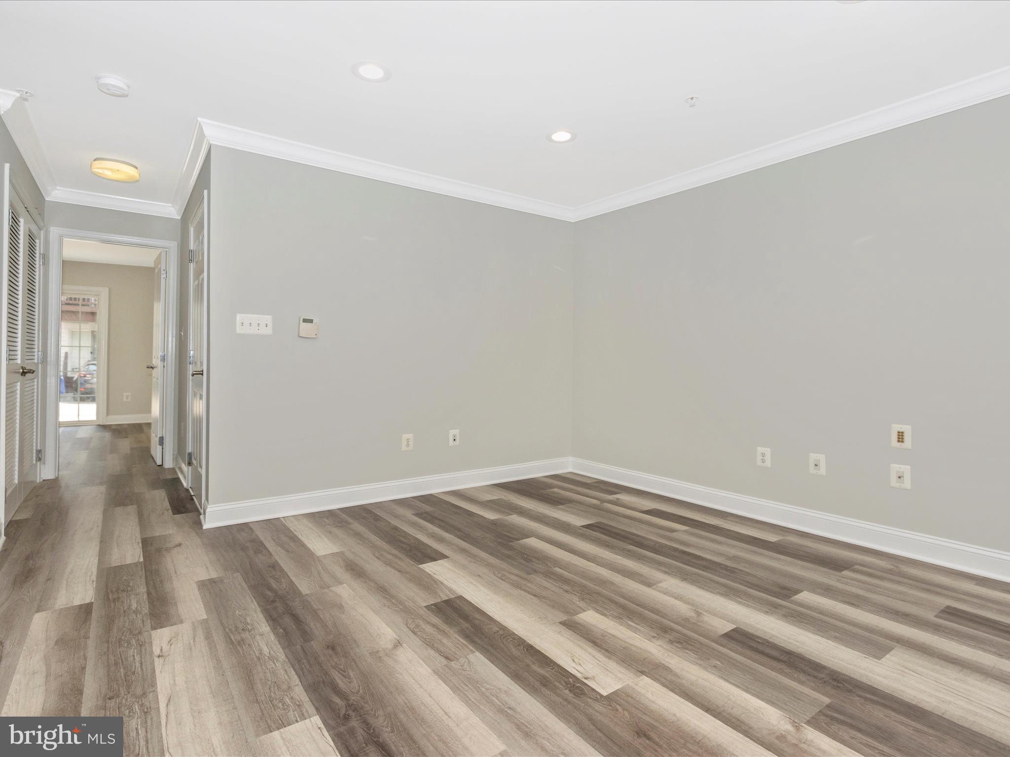 CAMDEN CROSSING - Residential