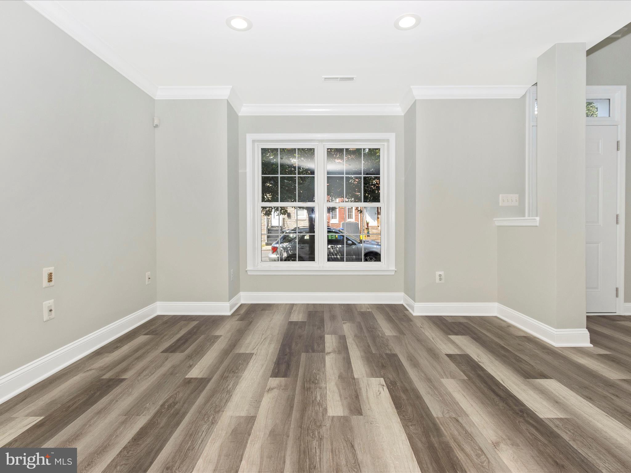 CAMDEN CROSSING - Residential