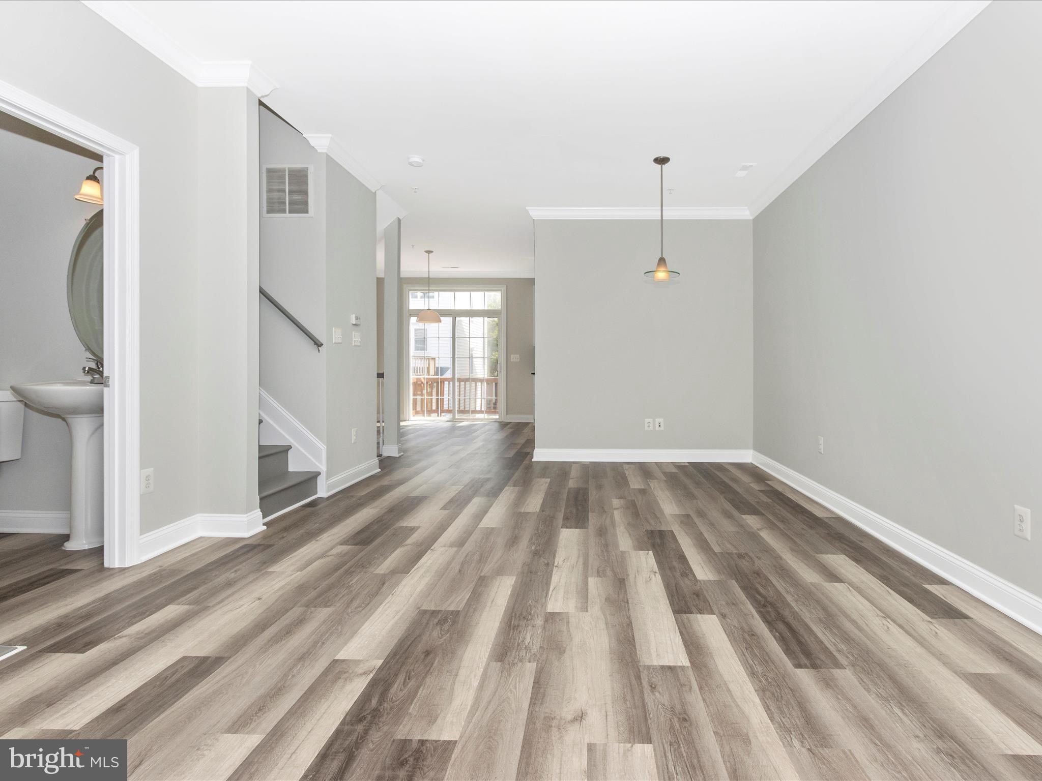 CAMDEN CROSSING - Residential