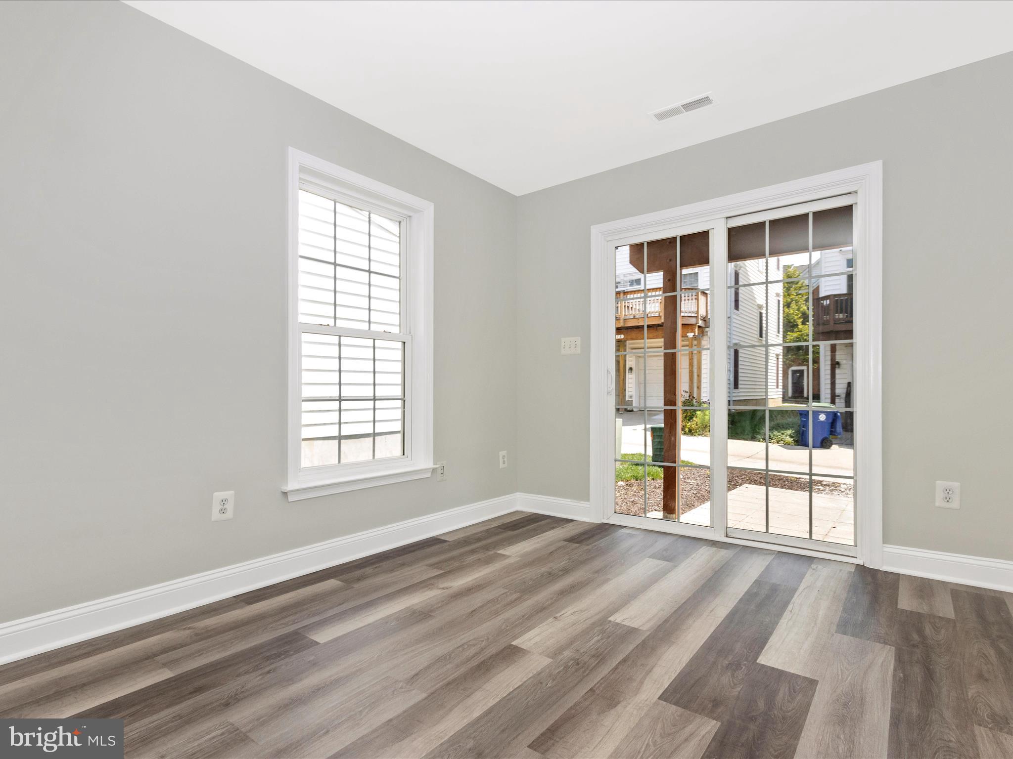 CAMDEN CROSSING - Residential