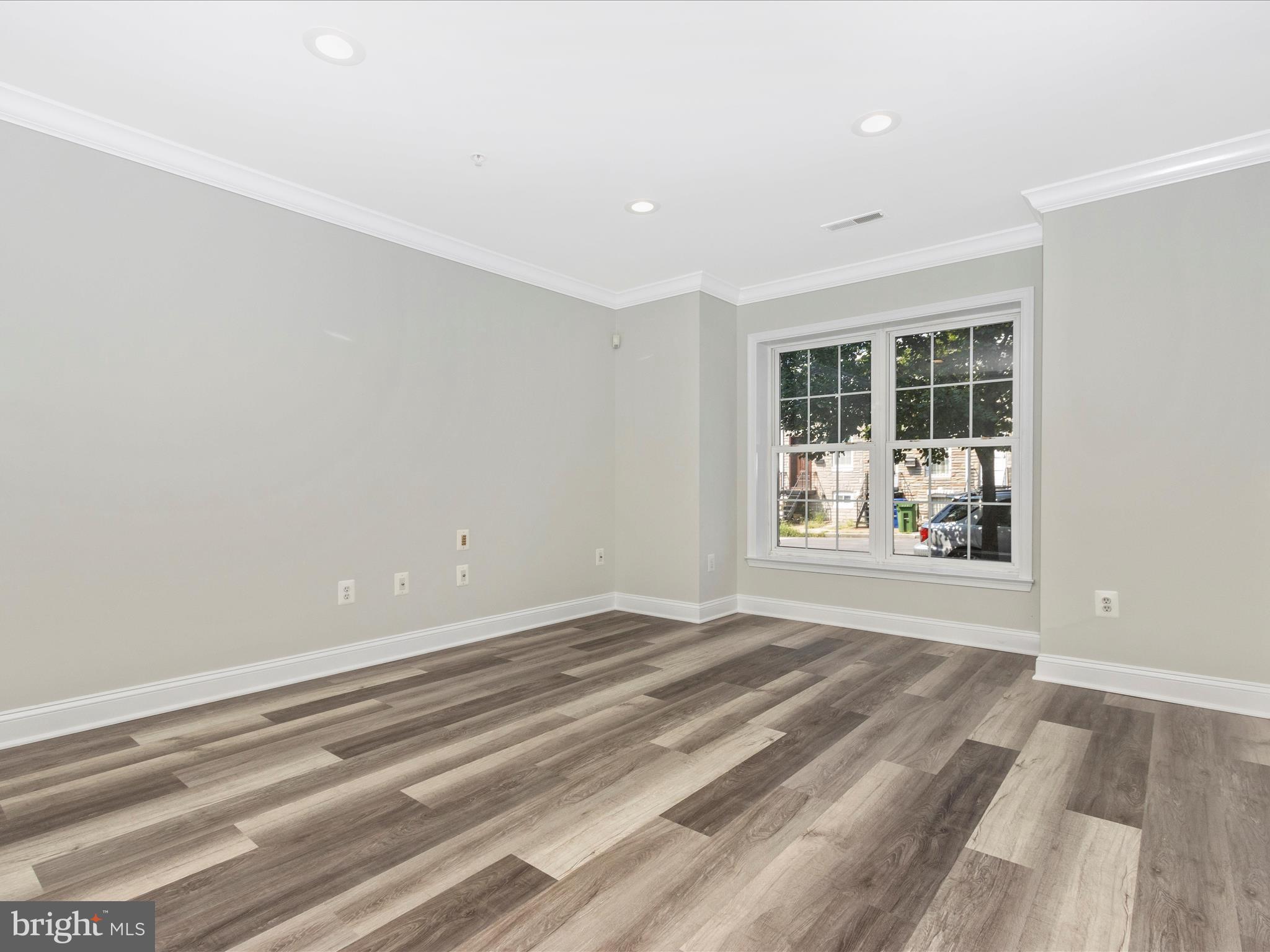 CAMDEN CROSSING - Residential