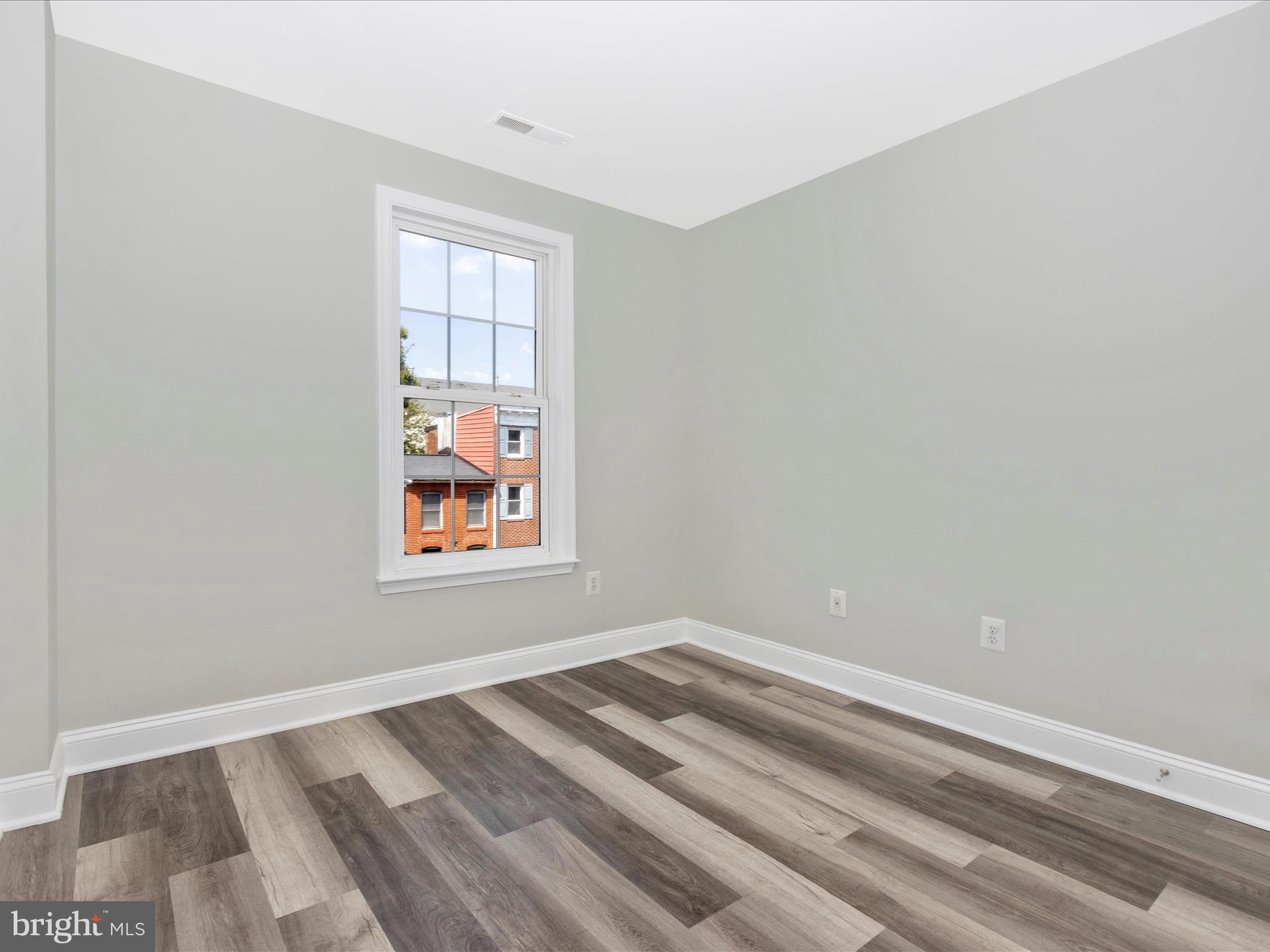 CAMDEN CROSSING - Residential