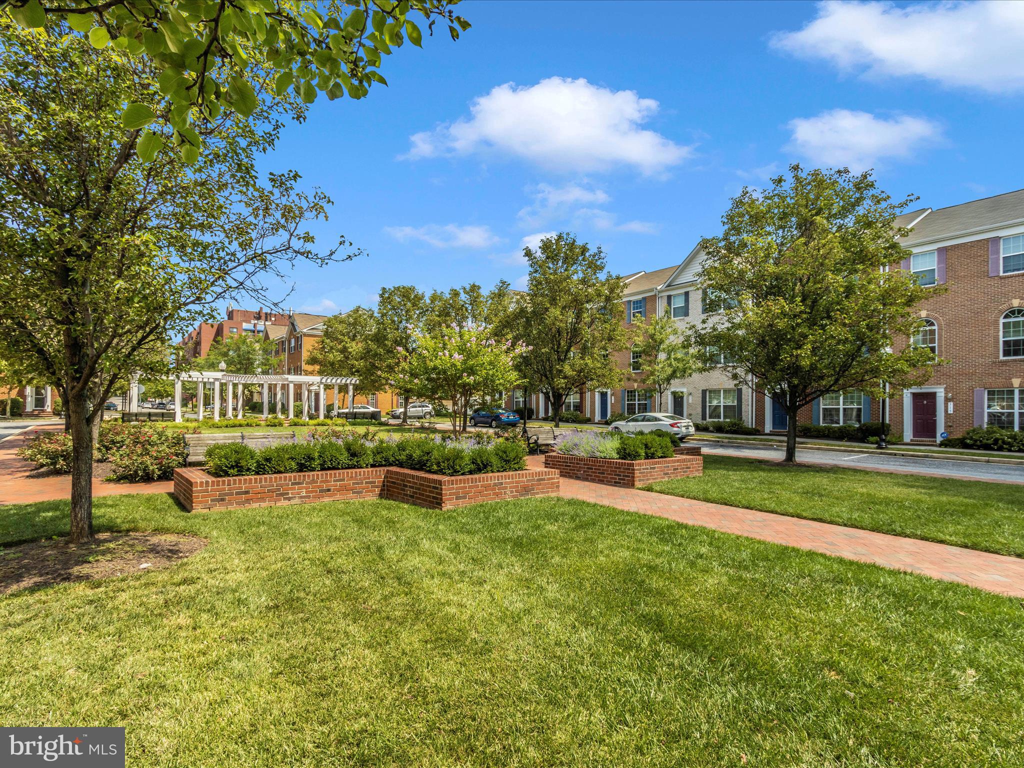 CAMDEN CROSSING - Residential