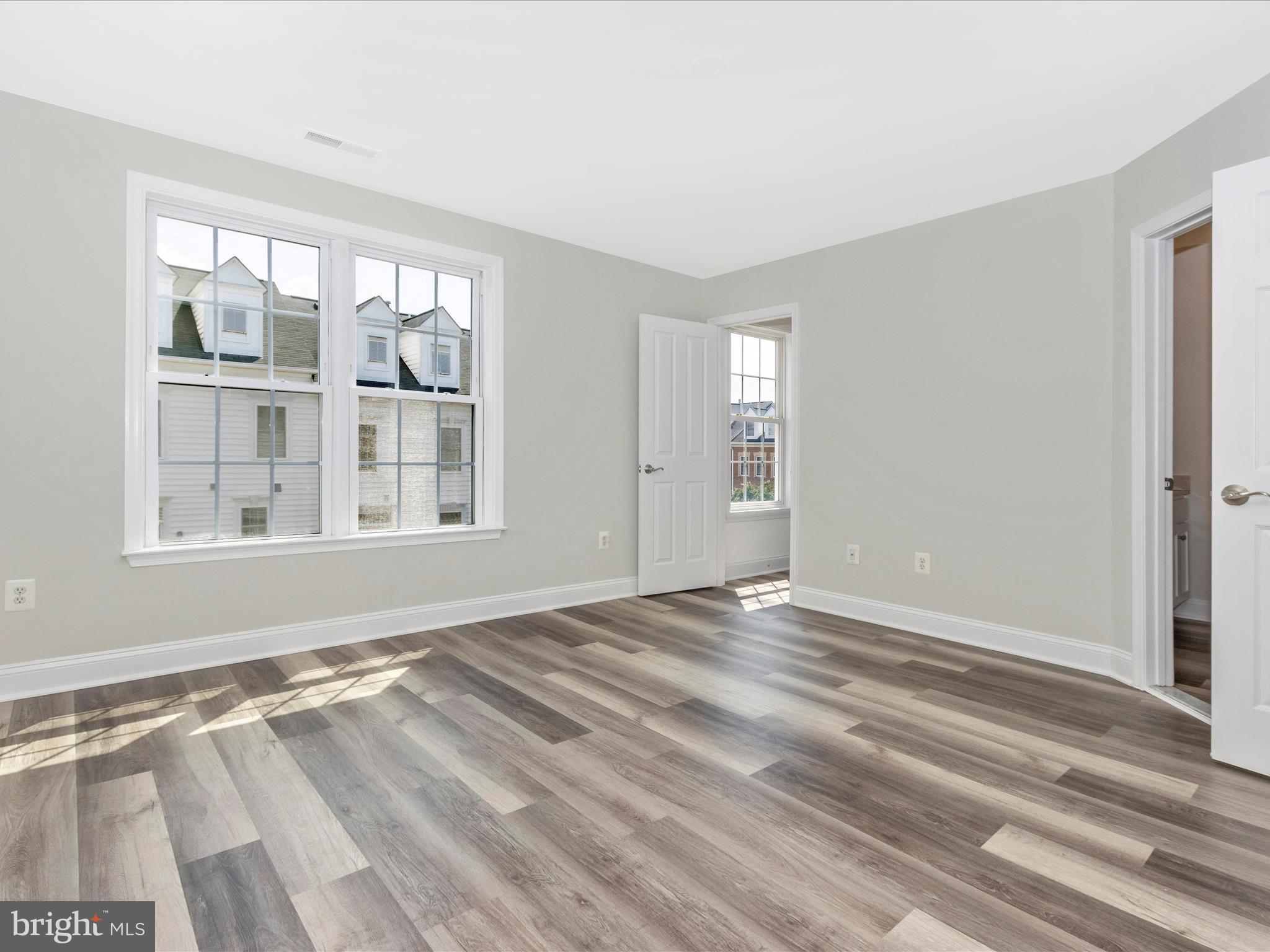 CAMDEN CROSSING - Residential