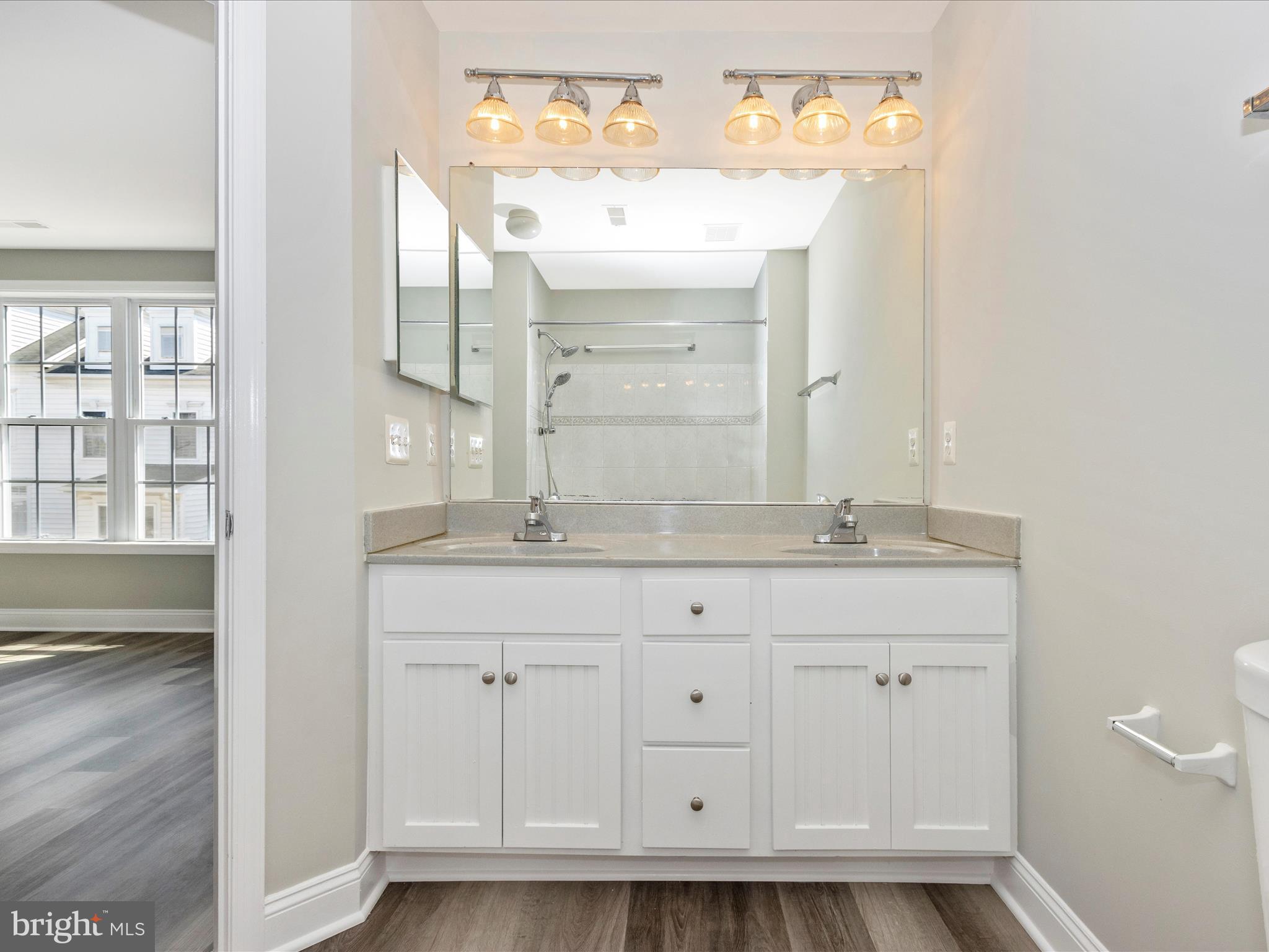 CAMDEN CROSSING - Residential