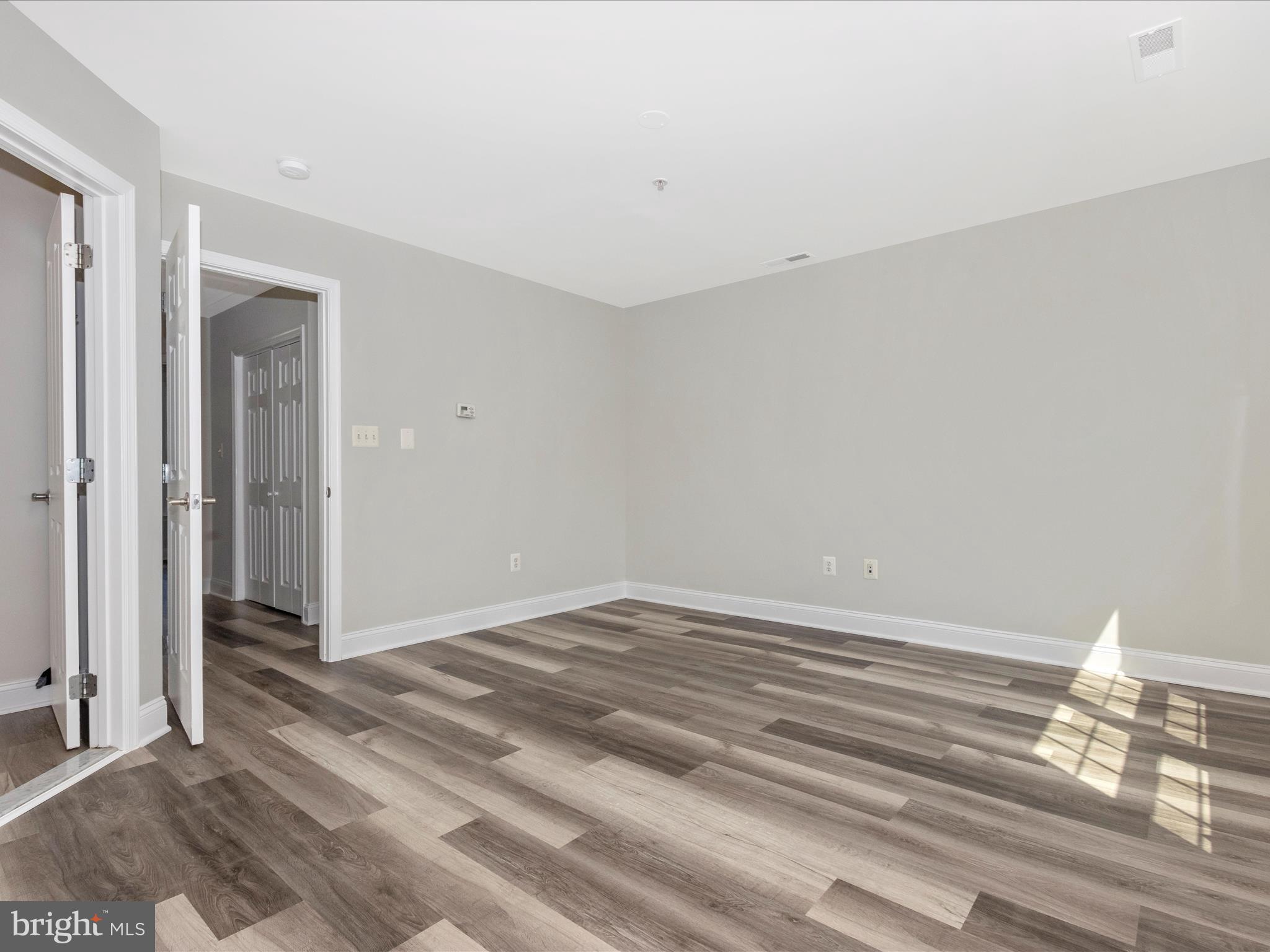 CAMDEN CROSSING - Residential