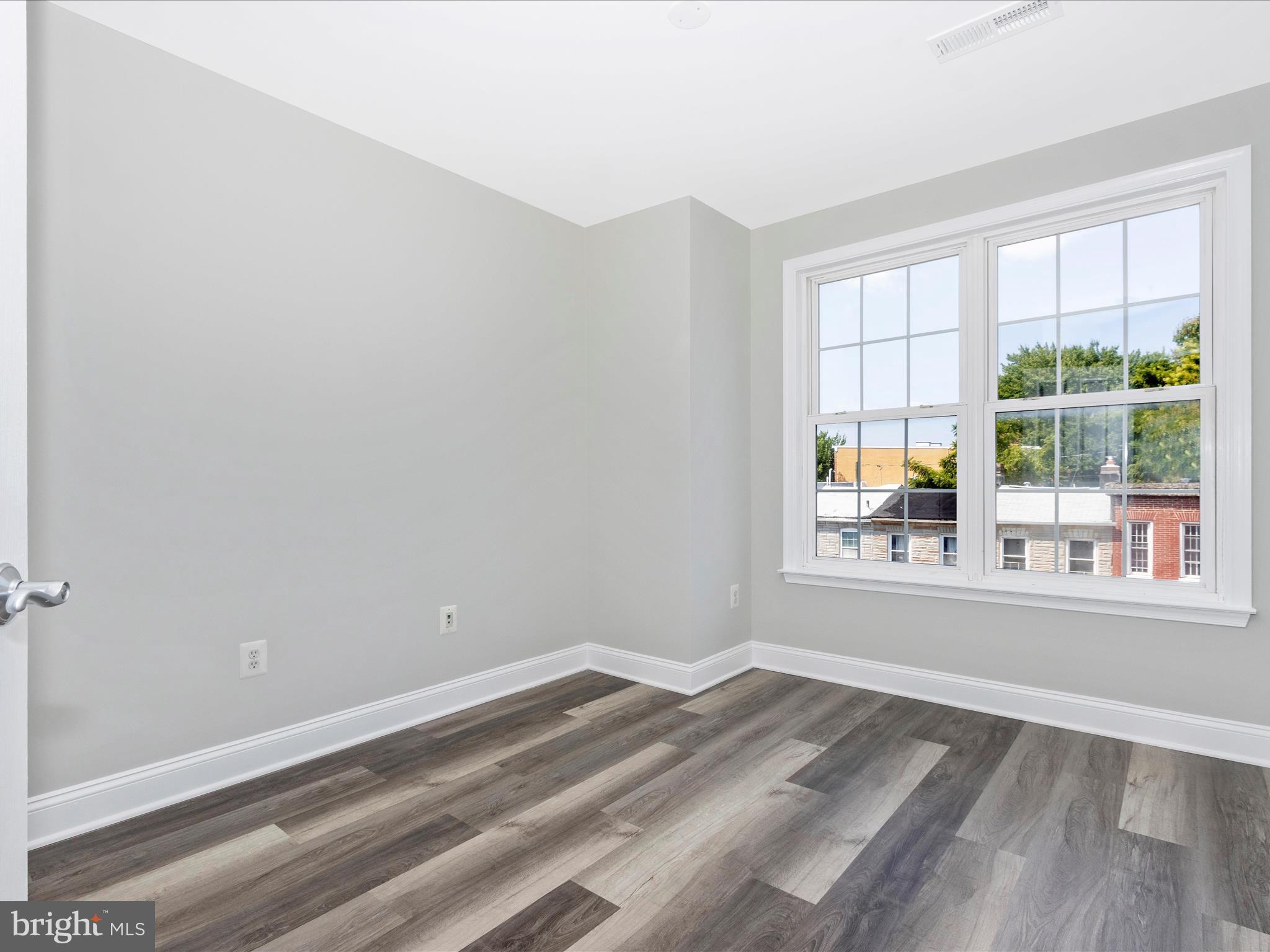 CAMDEN CROSSING - Residential