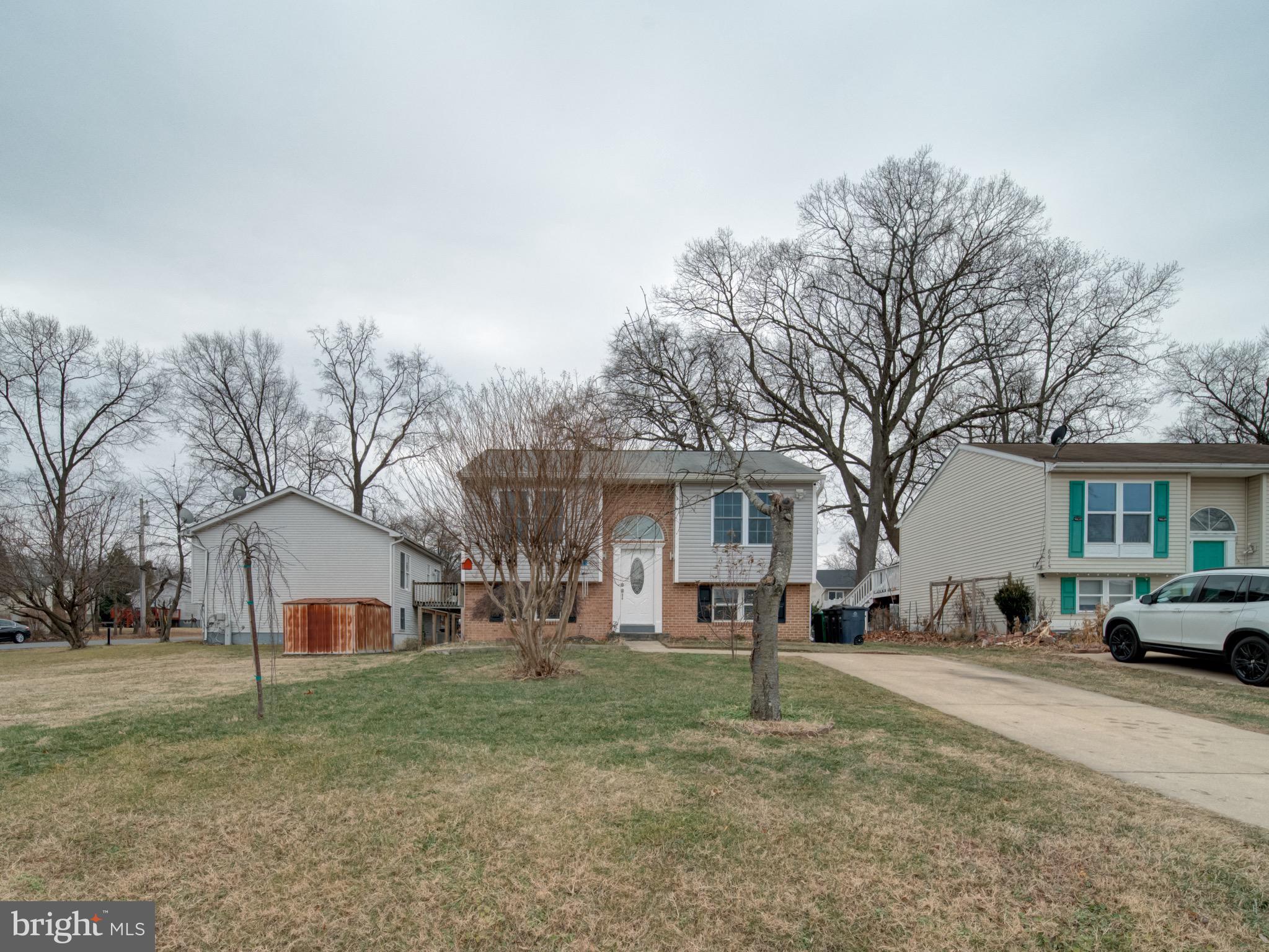 8617 CHESTNUT RIDGE DRIVE