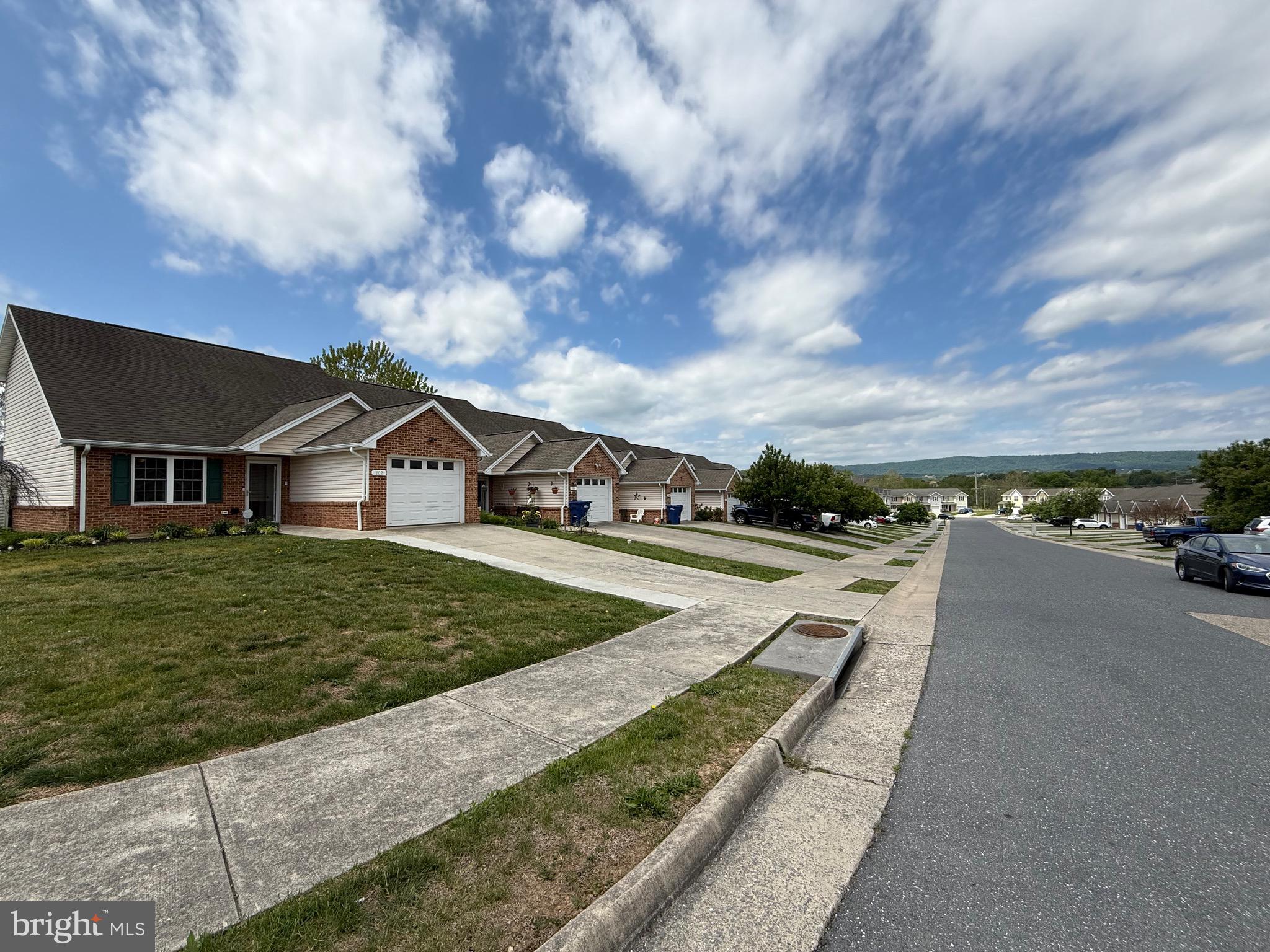 ORCHARDS - Residential