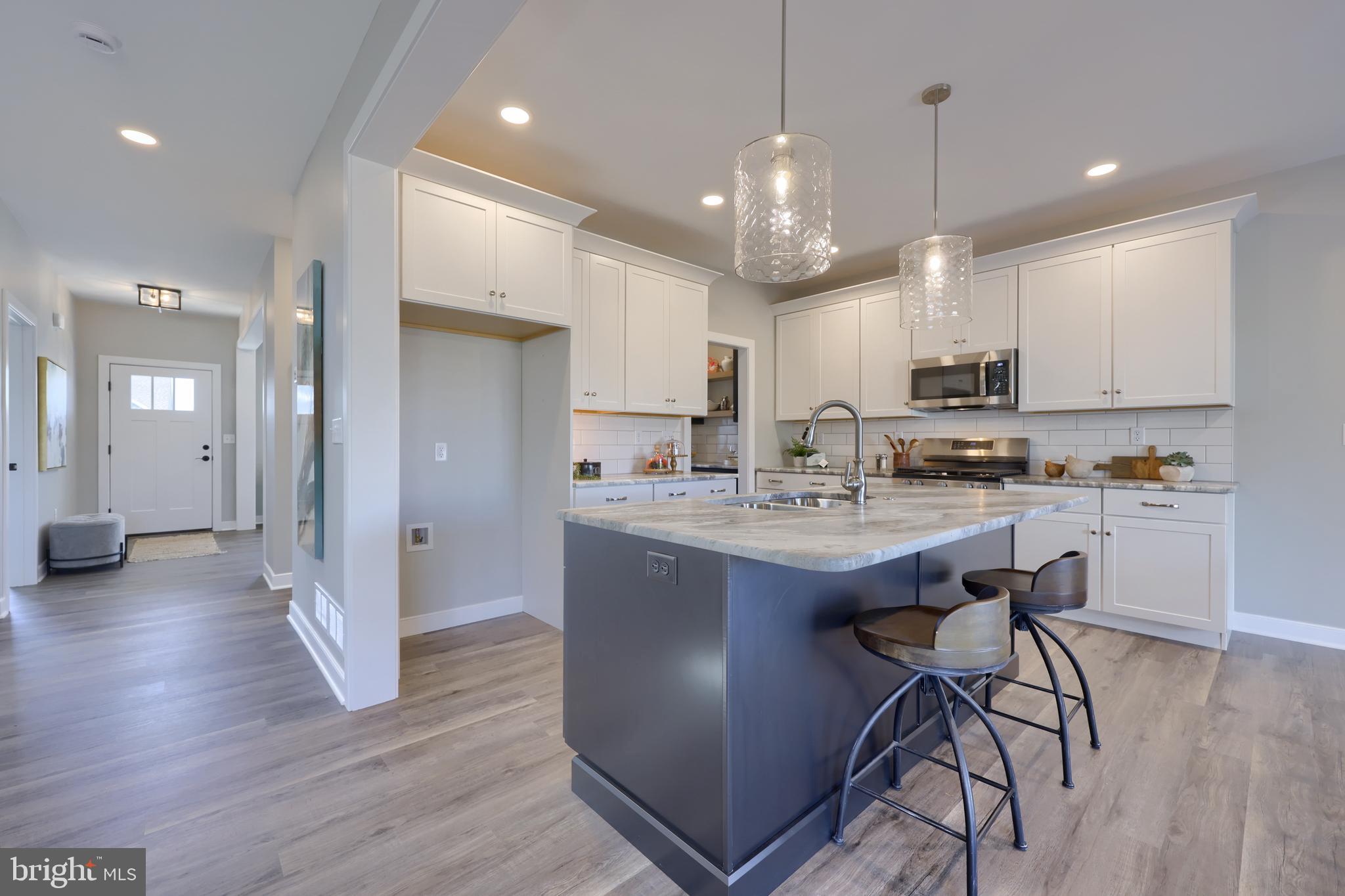 STONEYBROOK OF ELIZABETHTOWN - Residential